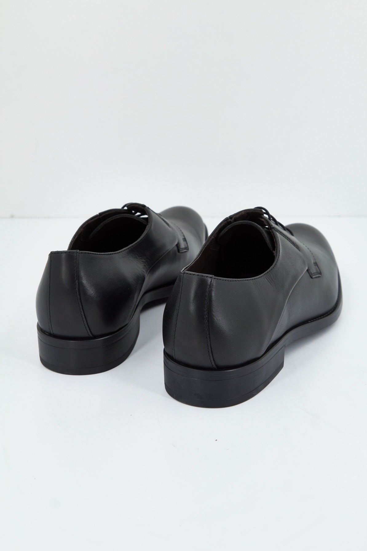 SERGIO SERRANO S en color NEGRO  (3)