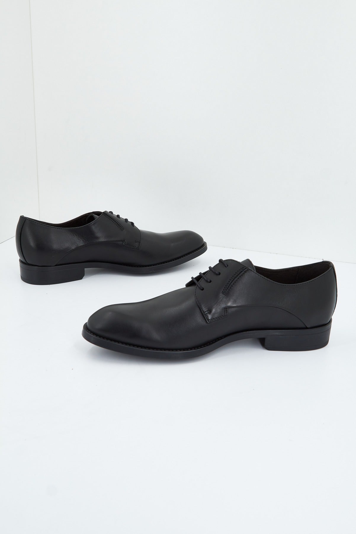 SERGIO SERRANO S en color NEGRO  (4)