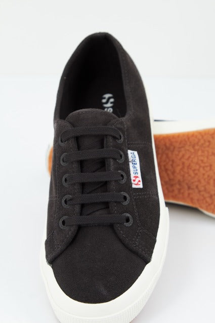 SUPERGA BRISTOL en color NEGRO (4)