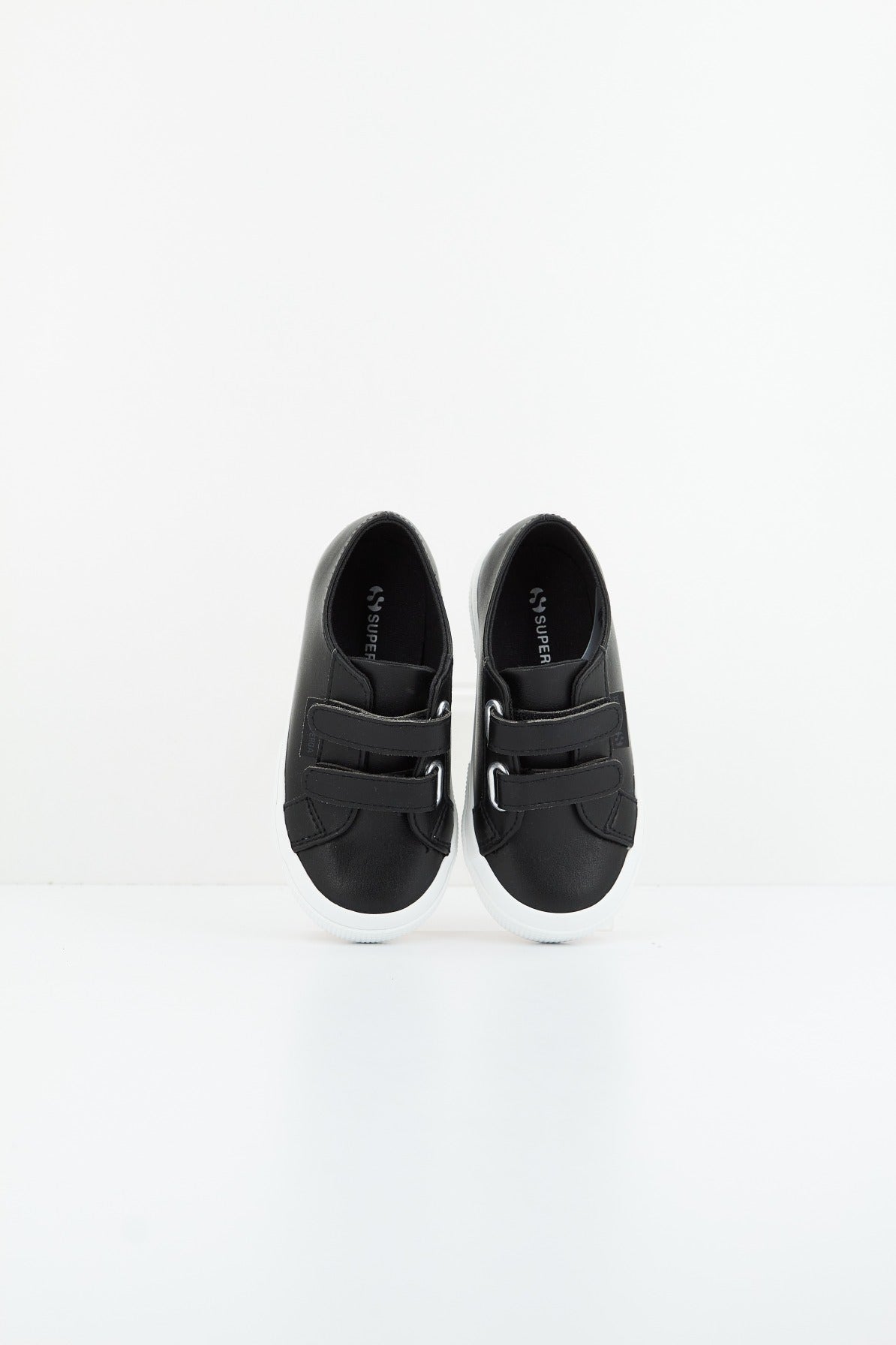 SUPERGA SCW en color NEGRO (2)