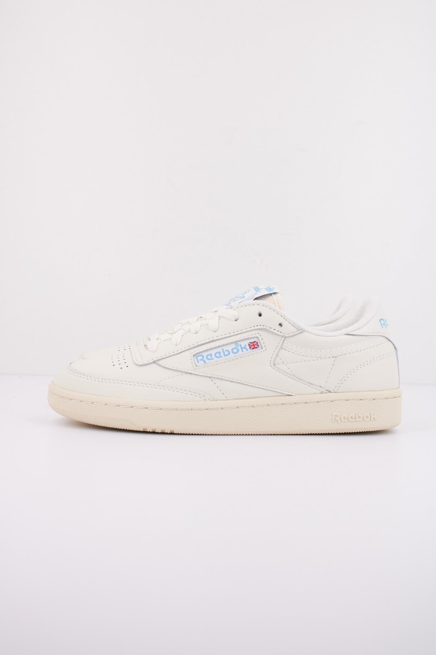 REEBOK CLUB C VINTAGE en color BLANCO (1)