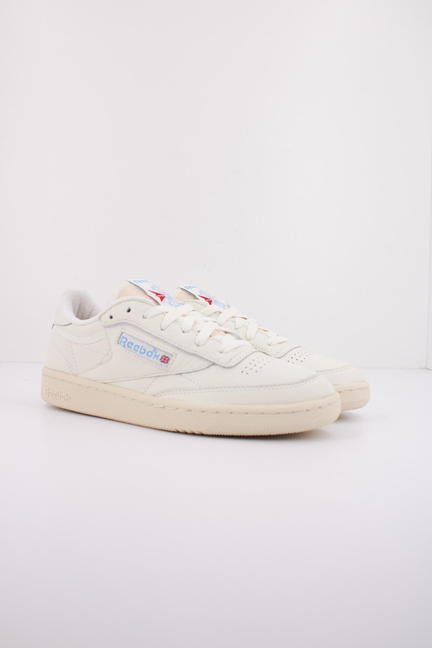 REEBOK CLUB C VINTAGE en color BLANCO (2)