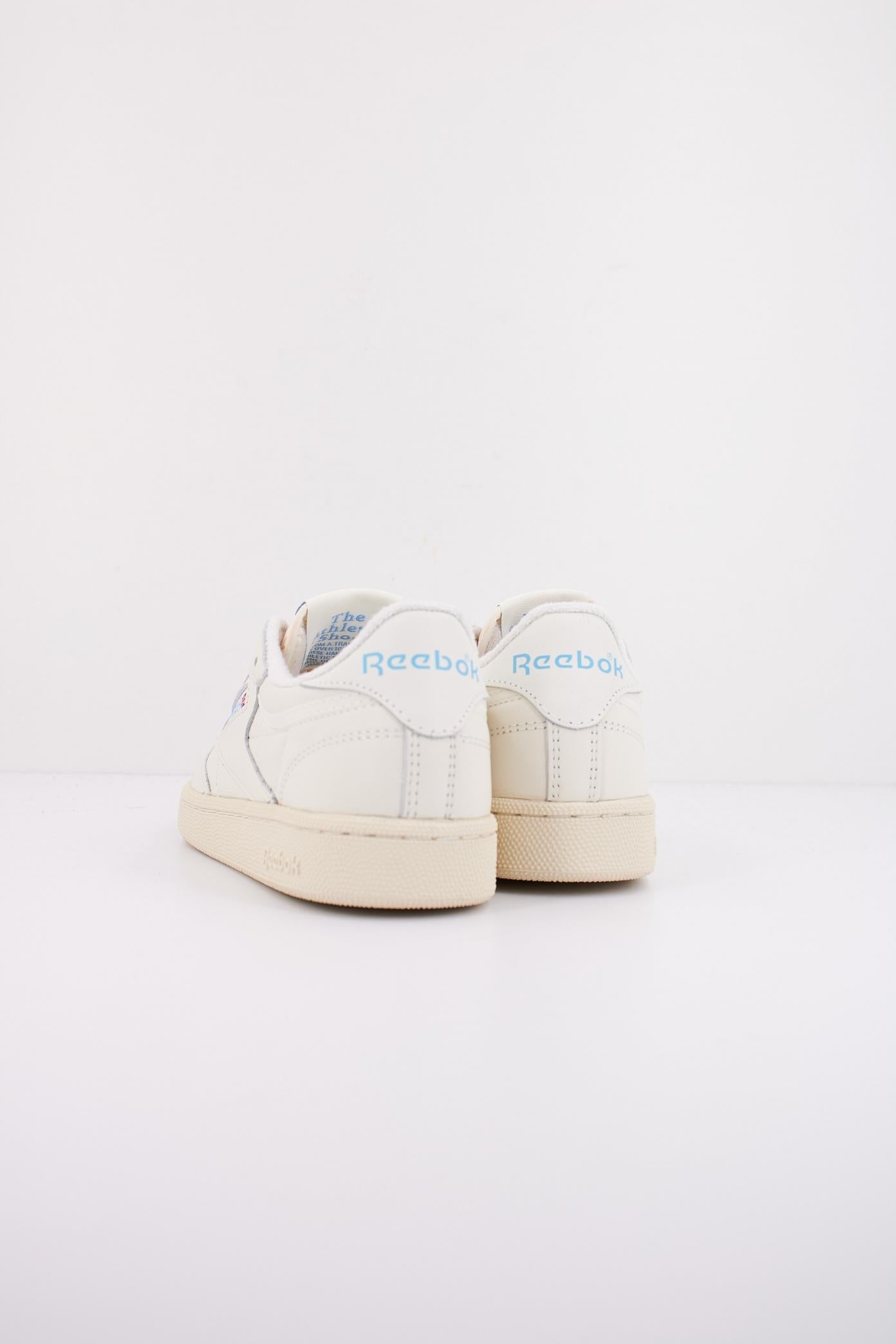 REEBOK CLUB C VINTAGE en color BLANCO (4)