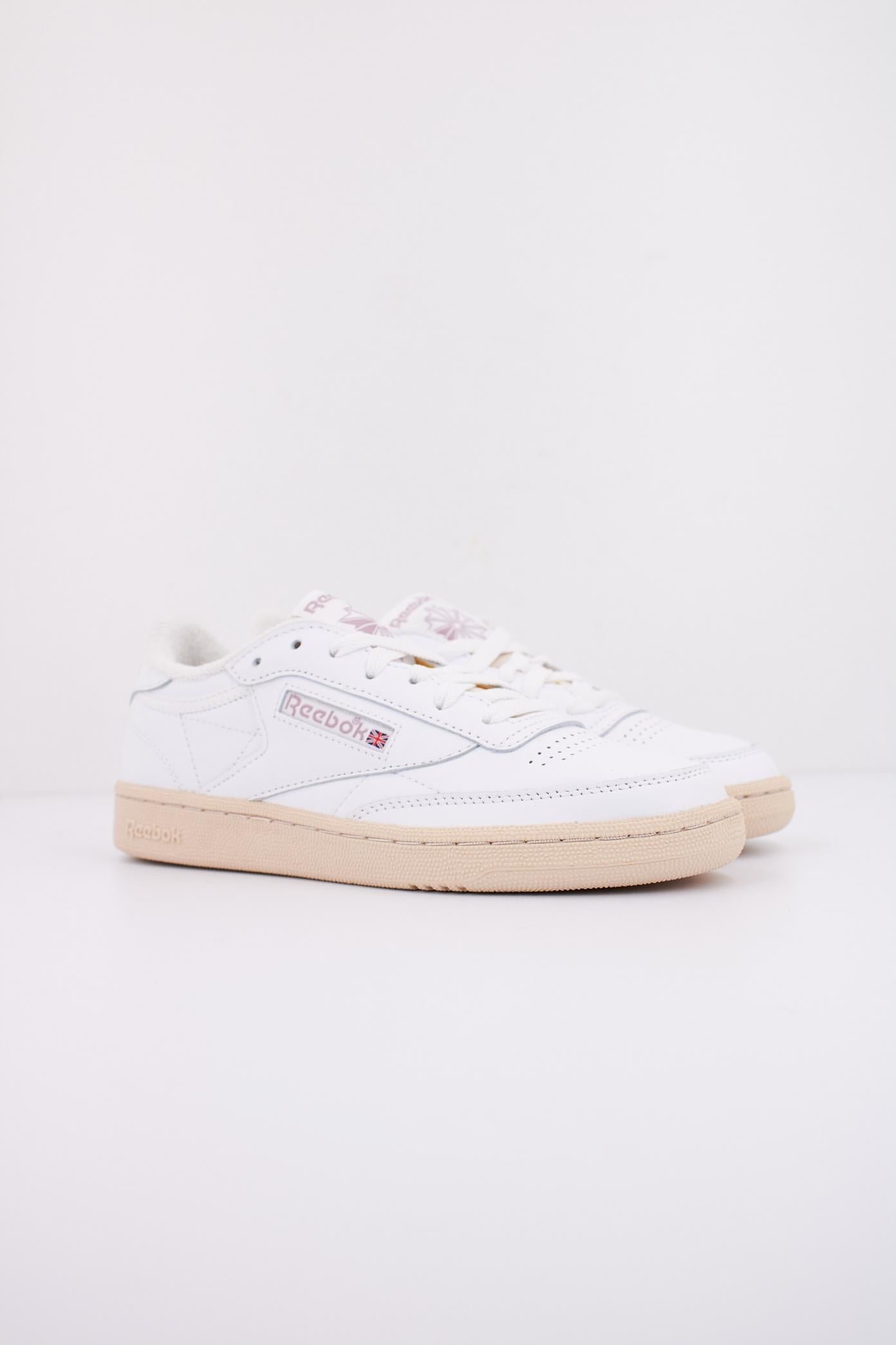 REEBOK CLUB C VINTAGE en color BLANCO (2)