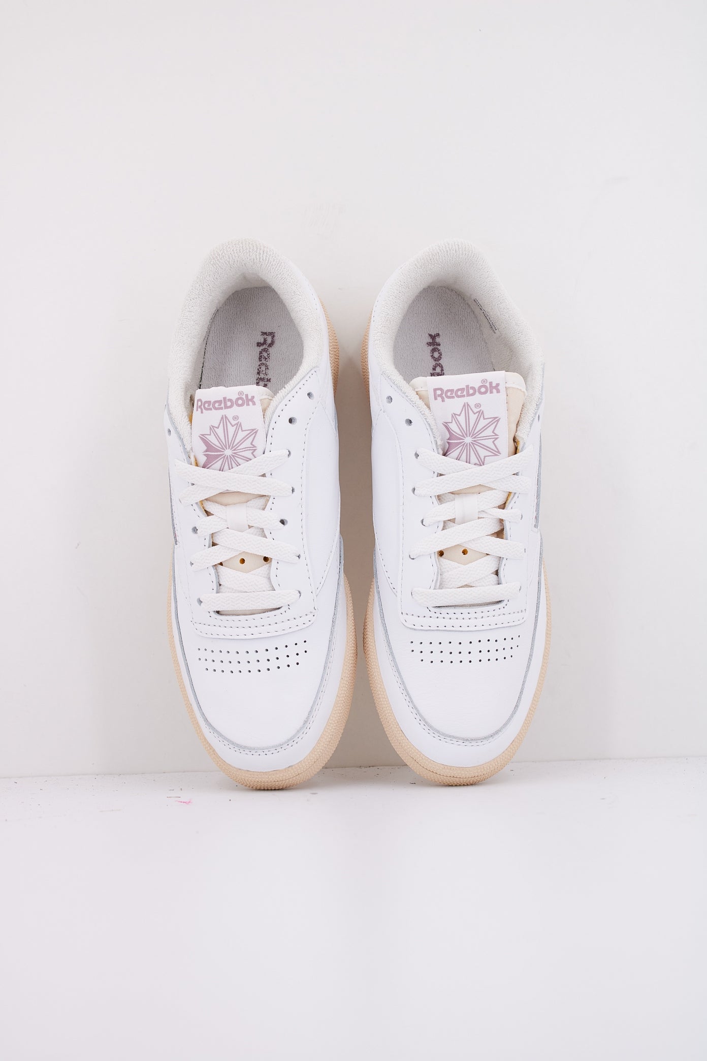 REEBOK CLUB C VINTAGE en color BLANCO (3)