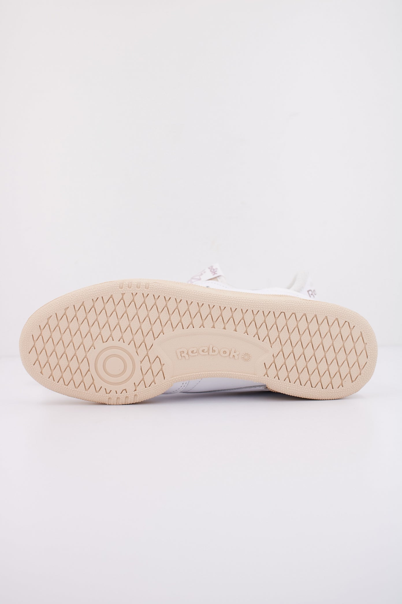 REEBOK CLUB C VINTAGE en color BLANCO (5)