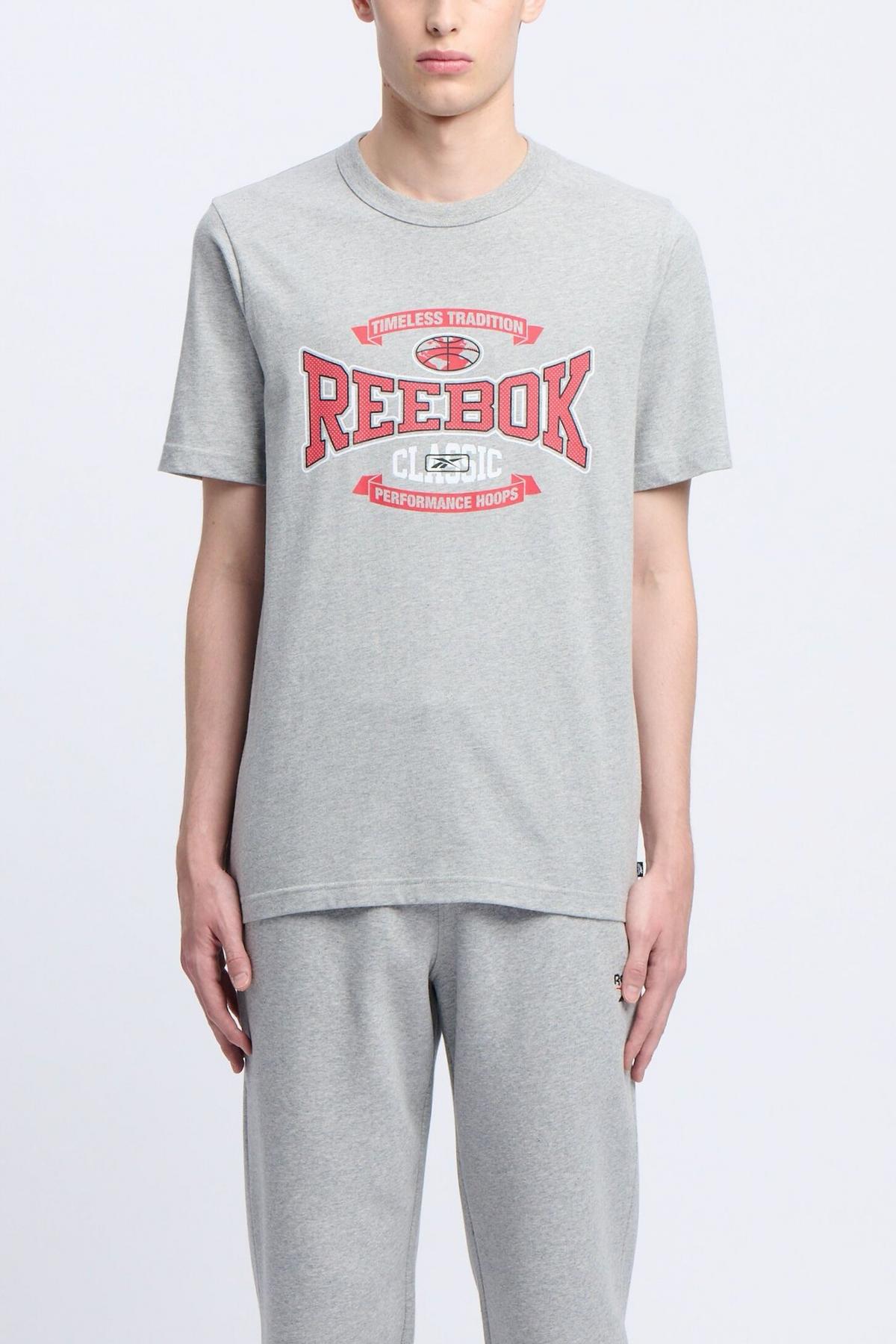 REEBOK GS HS TRADITION TEE en color GRIS  (1)