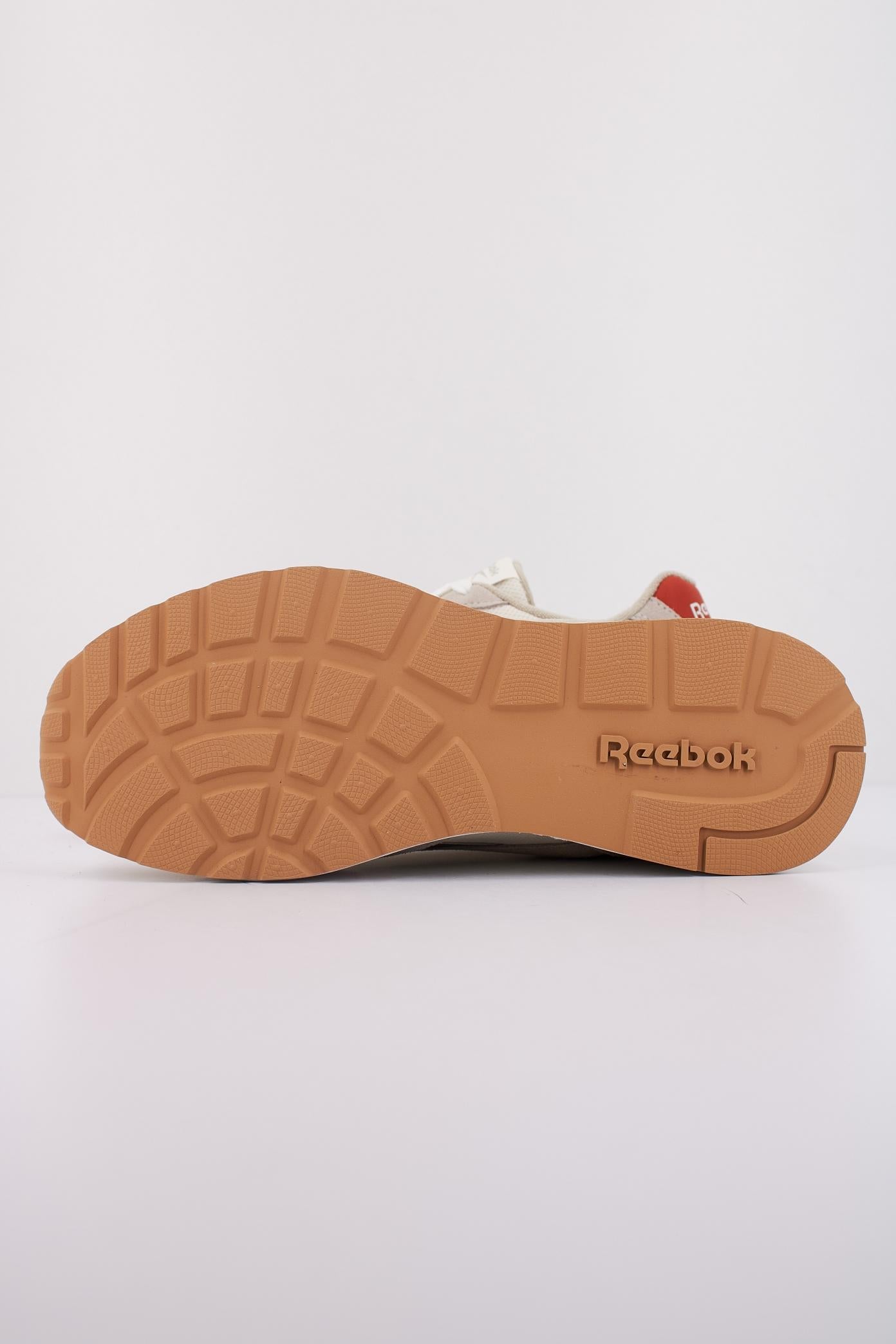 REEBOK GL en color BEIS (5)