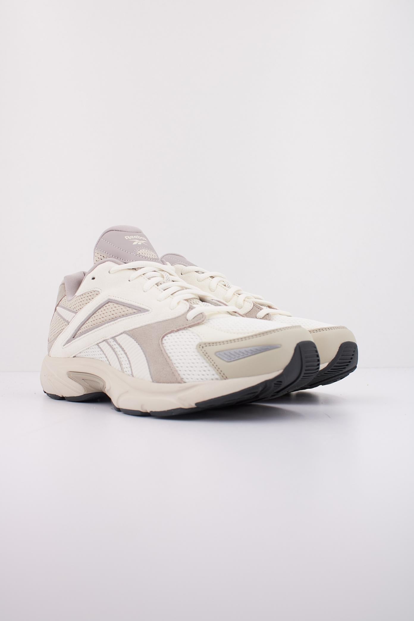 REEBOK ROAD PRIME en color BEIS (2)