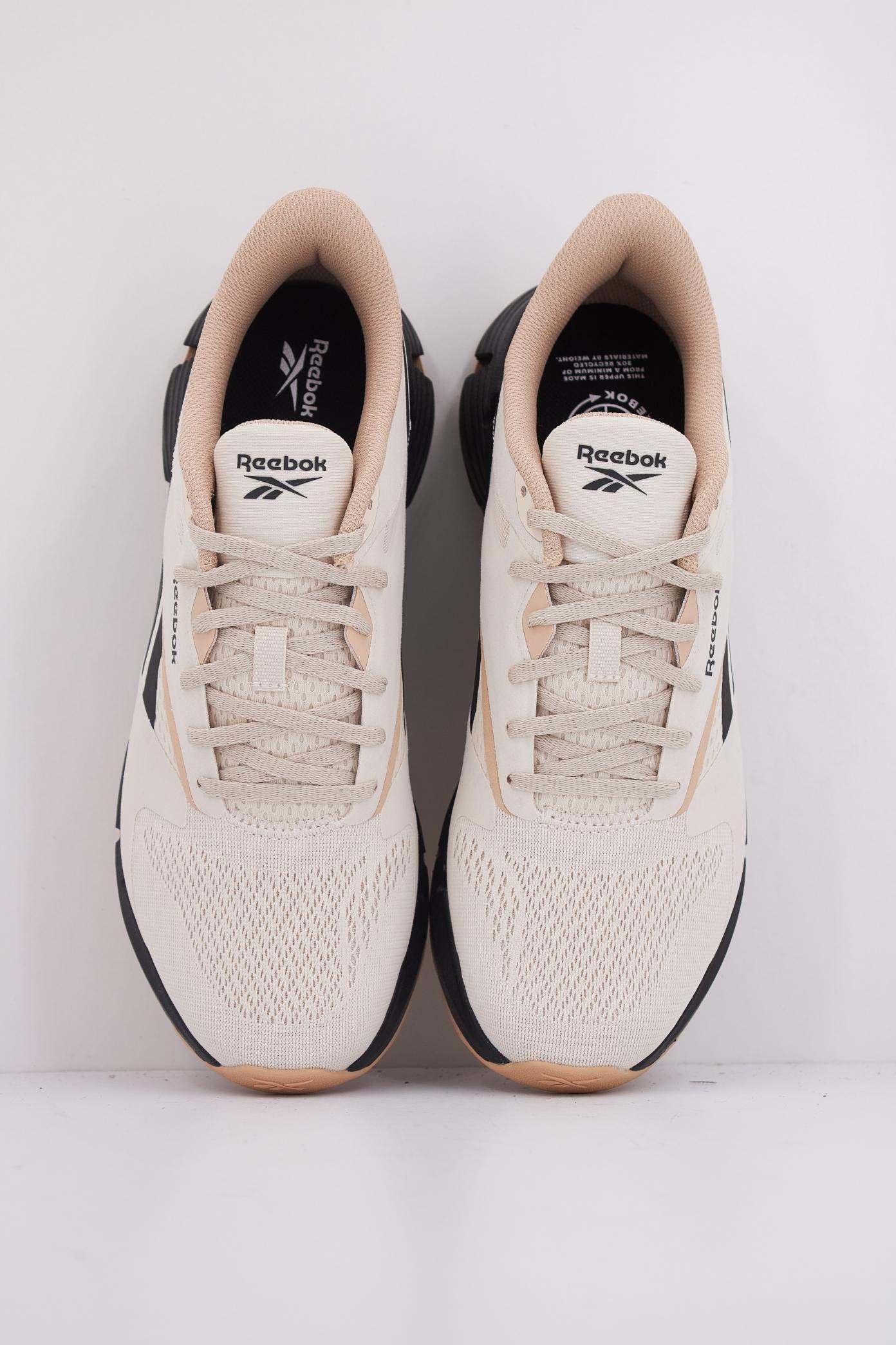 REEBOK ZIG DYNAMICA en color MARRON CLARO (3)