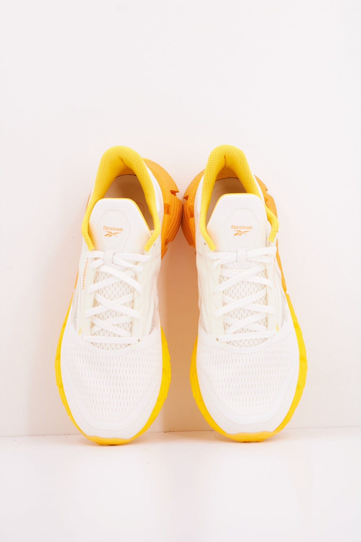 REEBOK FLOATZIG en color BLANCO (3)