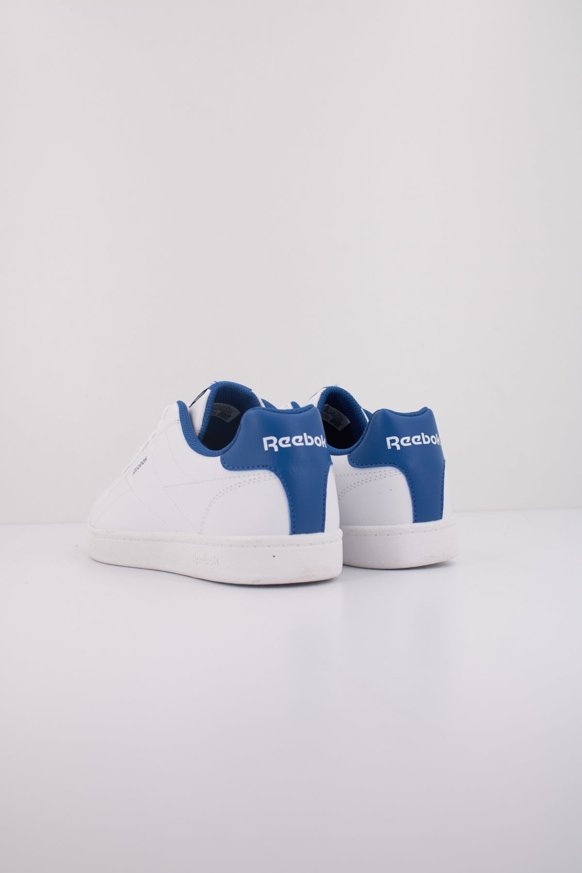 REEBOK ROYAL COMPLETE CLN . en color BLANCO (4)