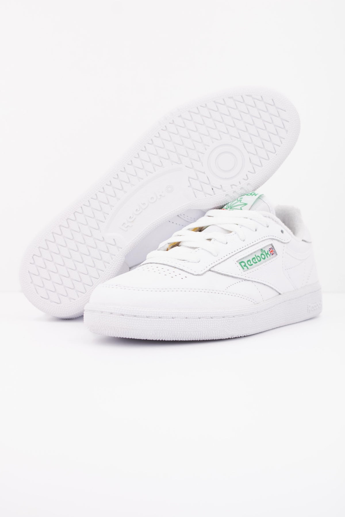 REEBOK CLUB C en color BLANCO (5)