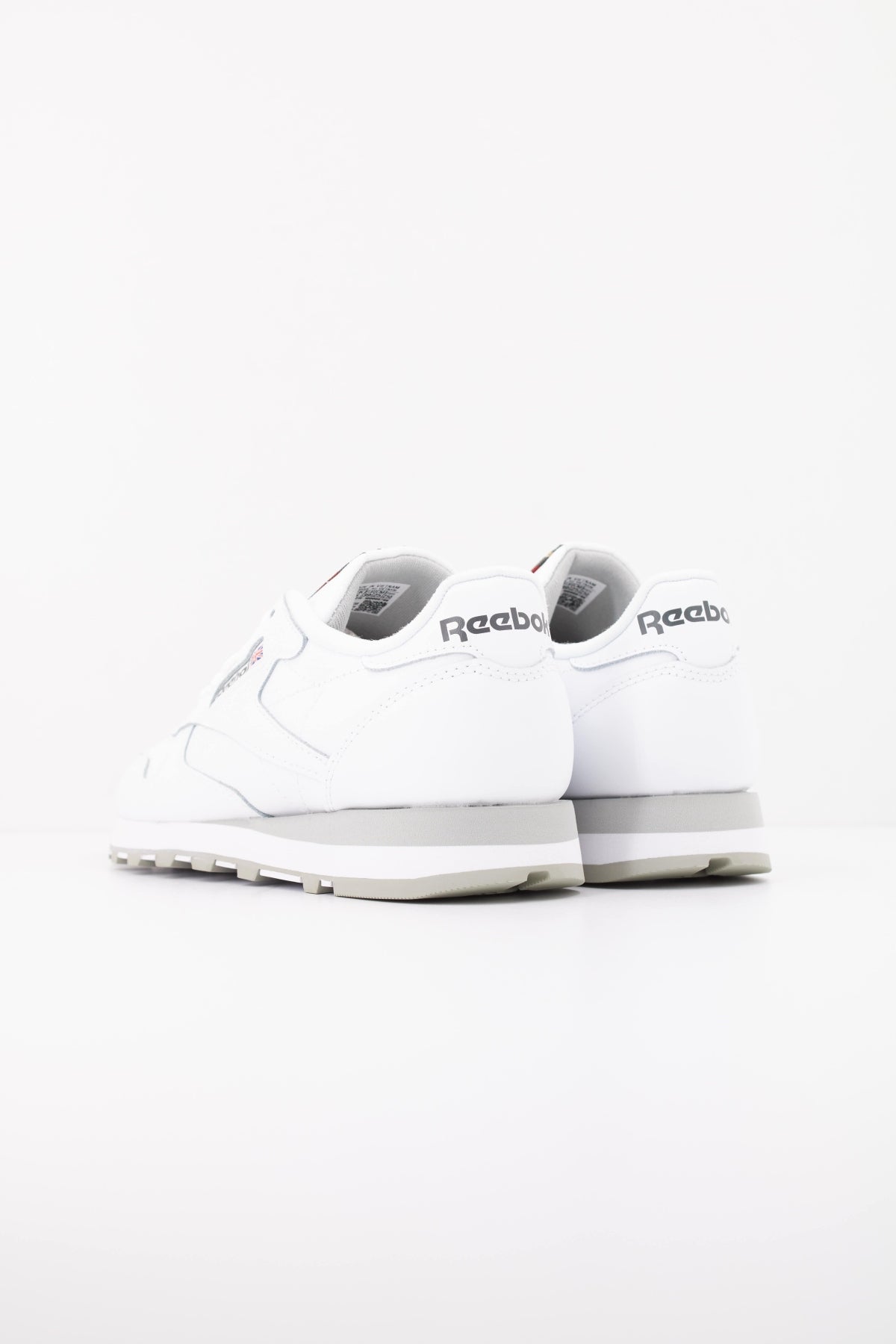 REEBOK CLASSIC LEATHER en color BLANCO (4)