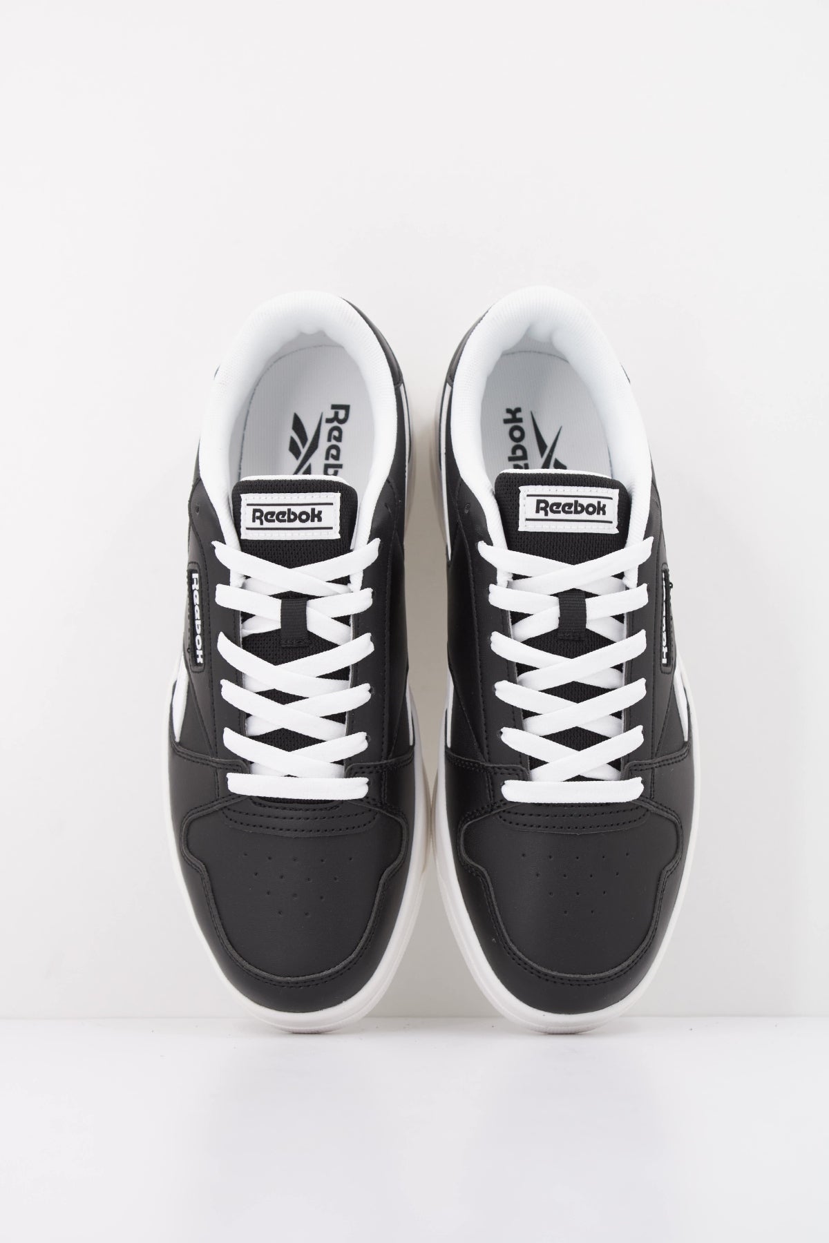 REEBOK R en color NEGRO (3)