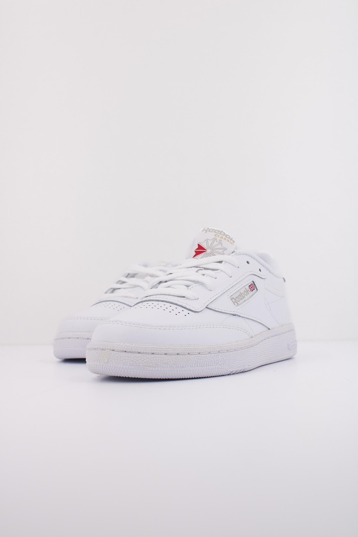 REEBOK CLUB C en color BLANCO (2)