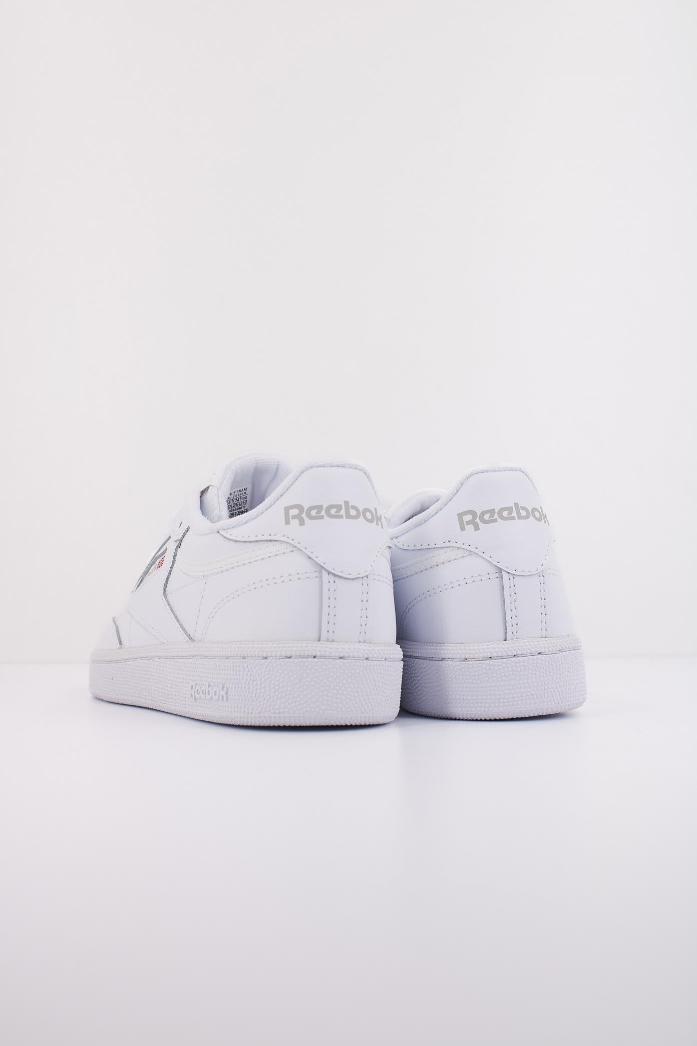 REEBOK CLUB C en color BLANCO (4)