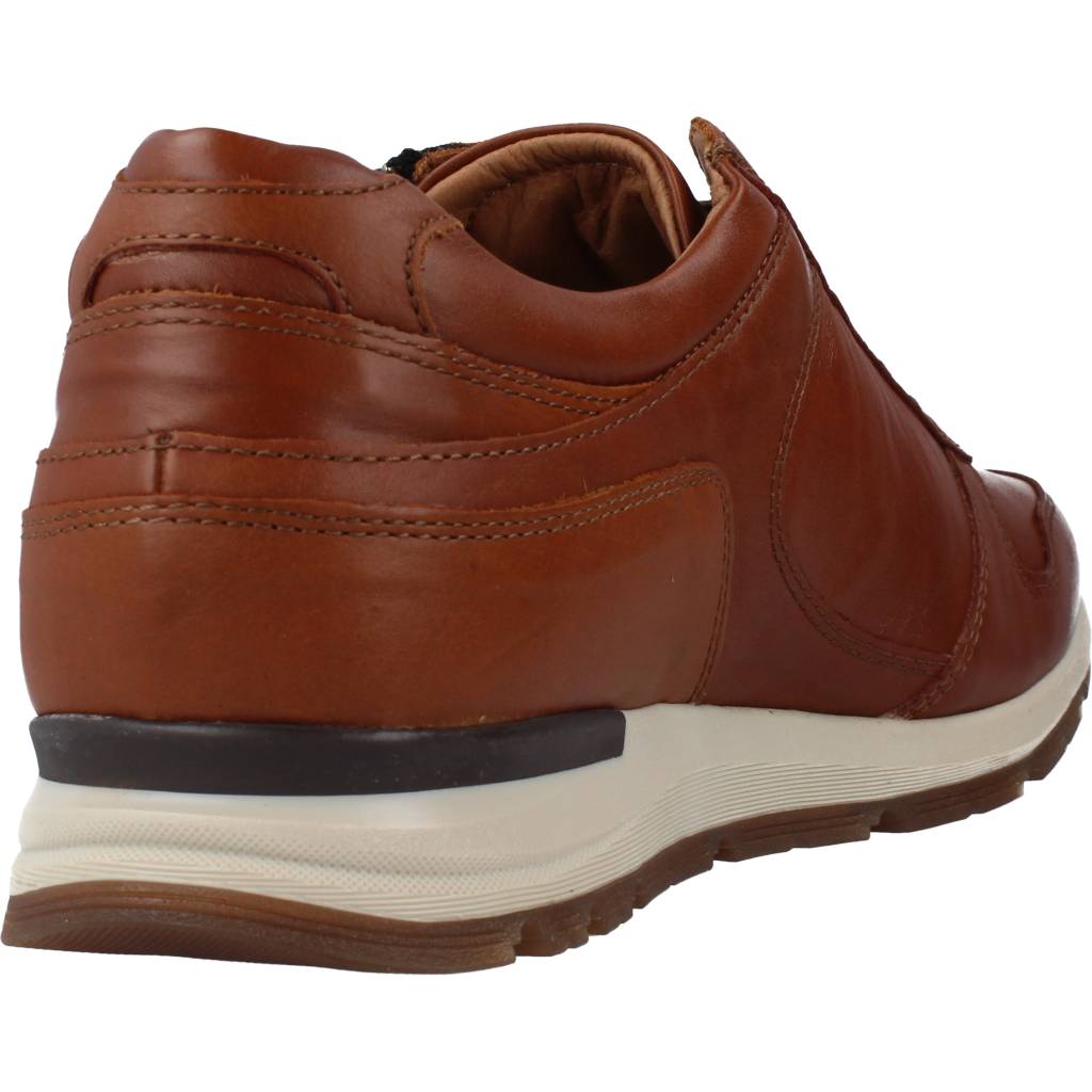 KANGAROOS K en color MARRON (3)