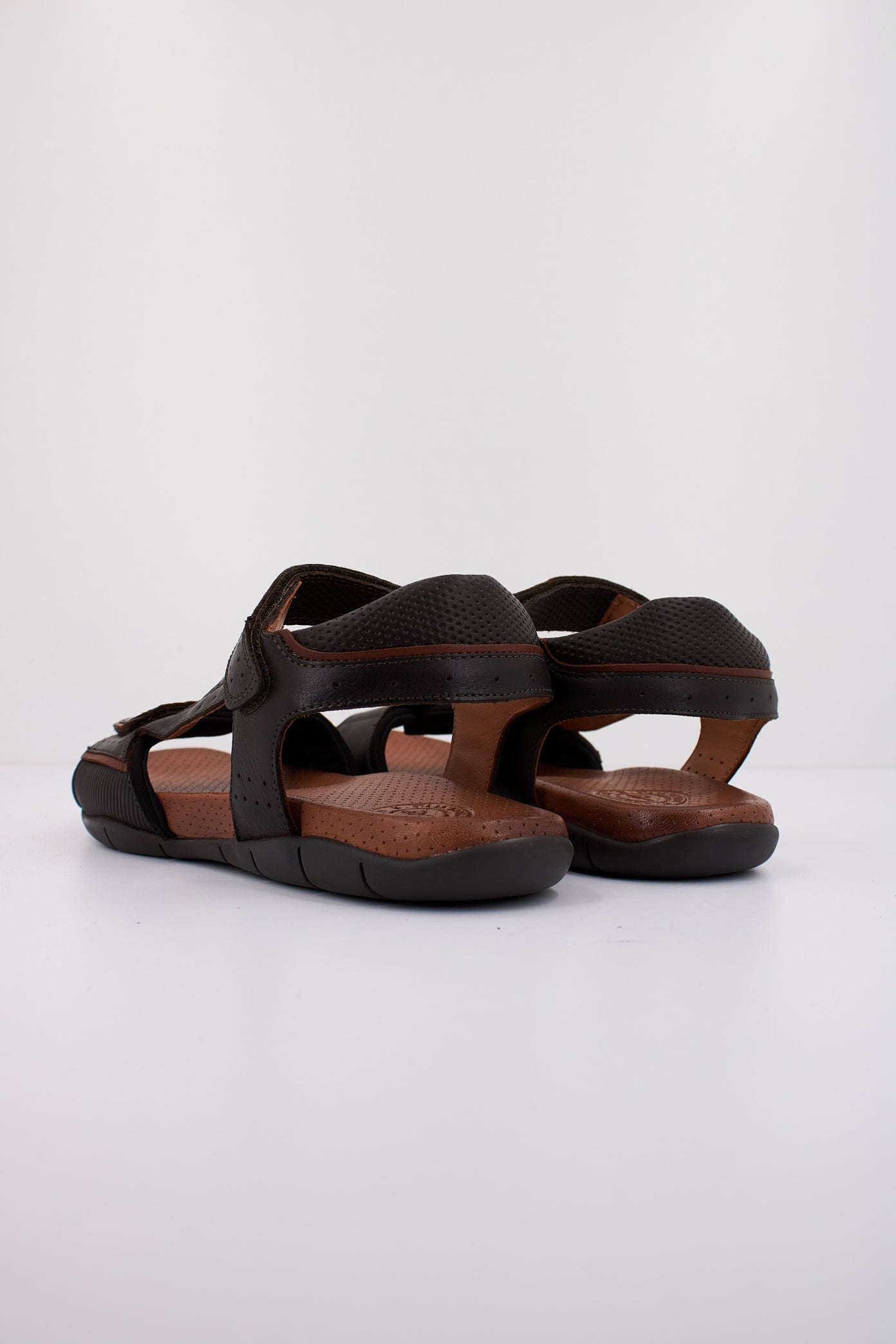 KANGAROOS K en color MARRON (3)