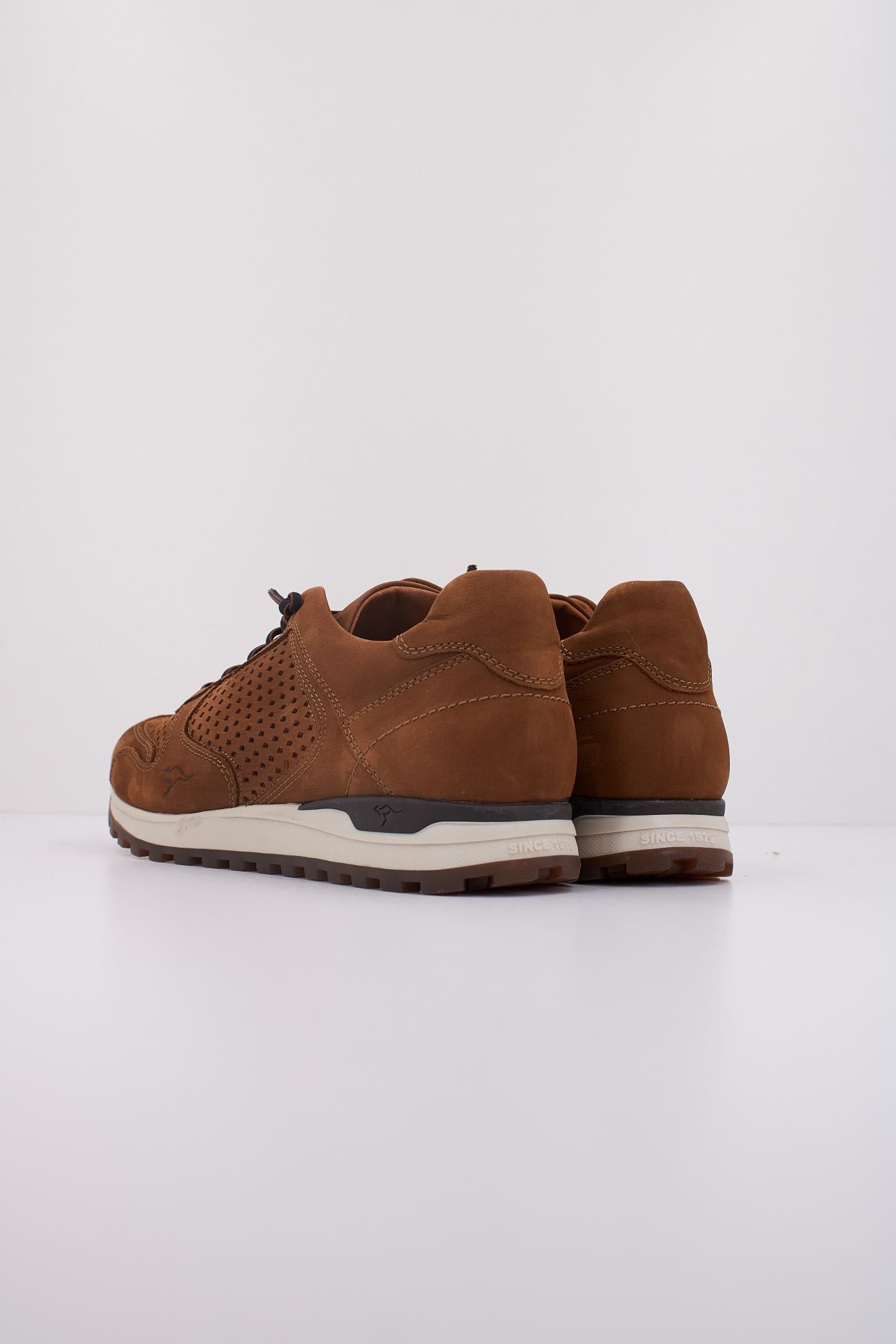 KANGAROOS K en color MARRON (4)