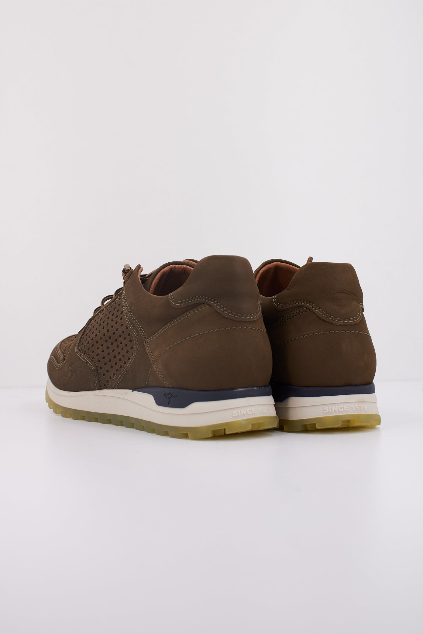 KANGAROOS K en color VERDE (4)