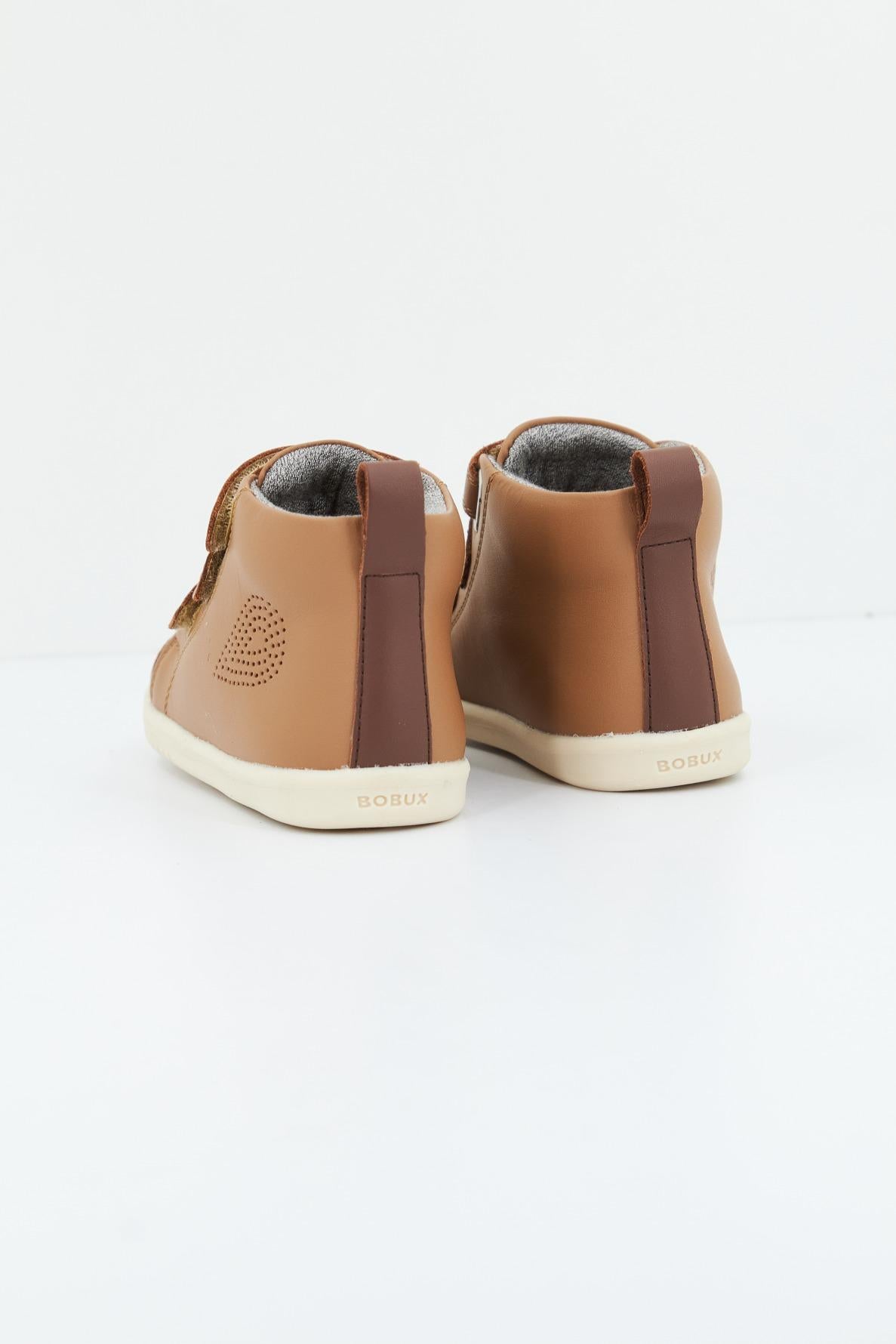 BOBUX HI COURT en color MARRON (2)