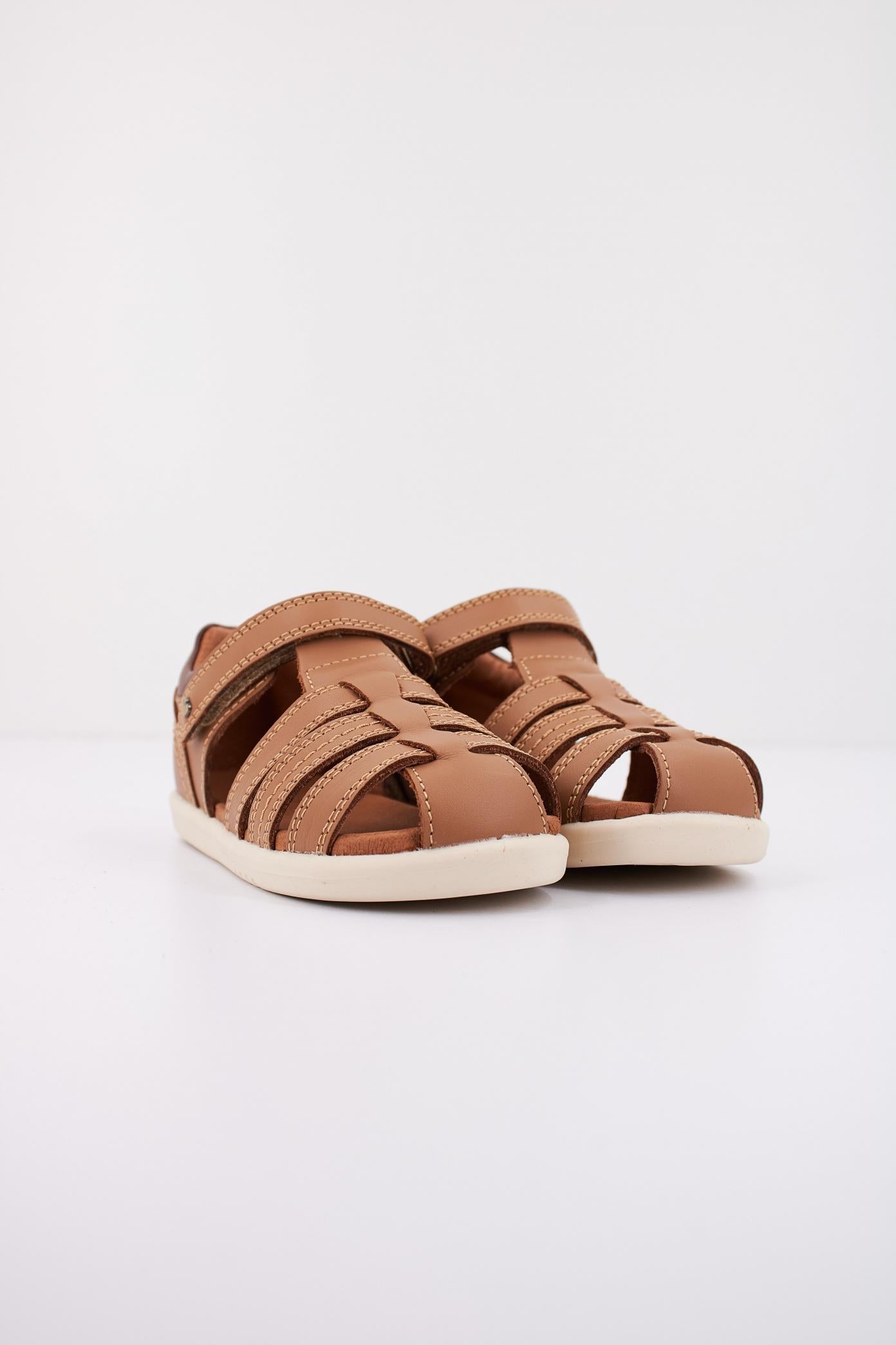 BOBUX ROAM en color MARRON CLARO (2)