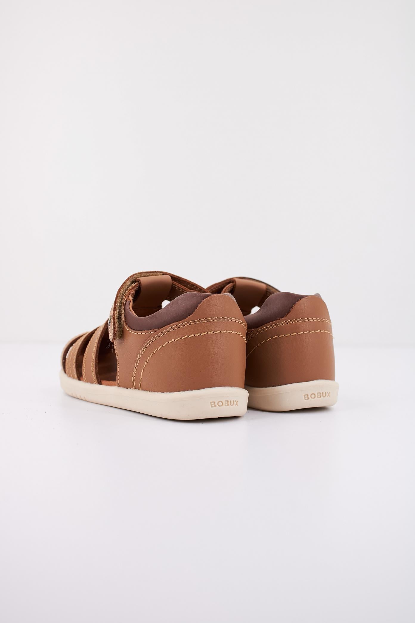 BOBUX ROAM en color MARRON CLARO (3)