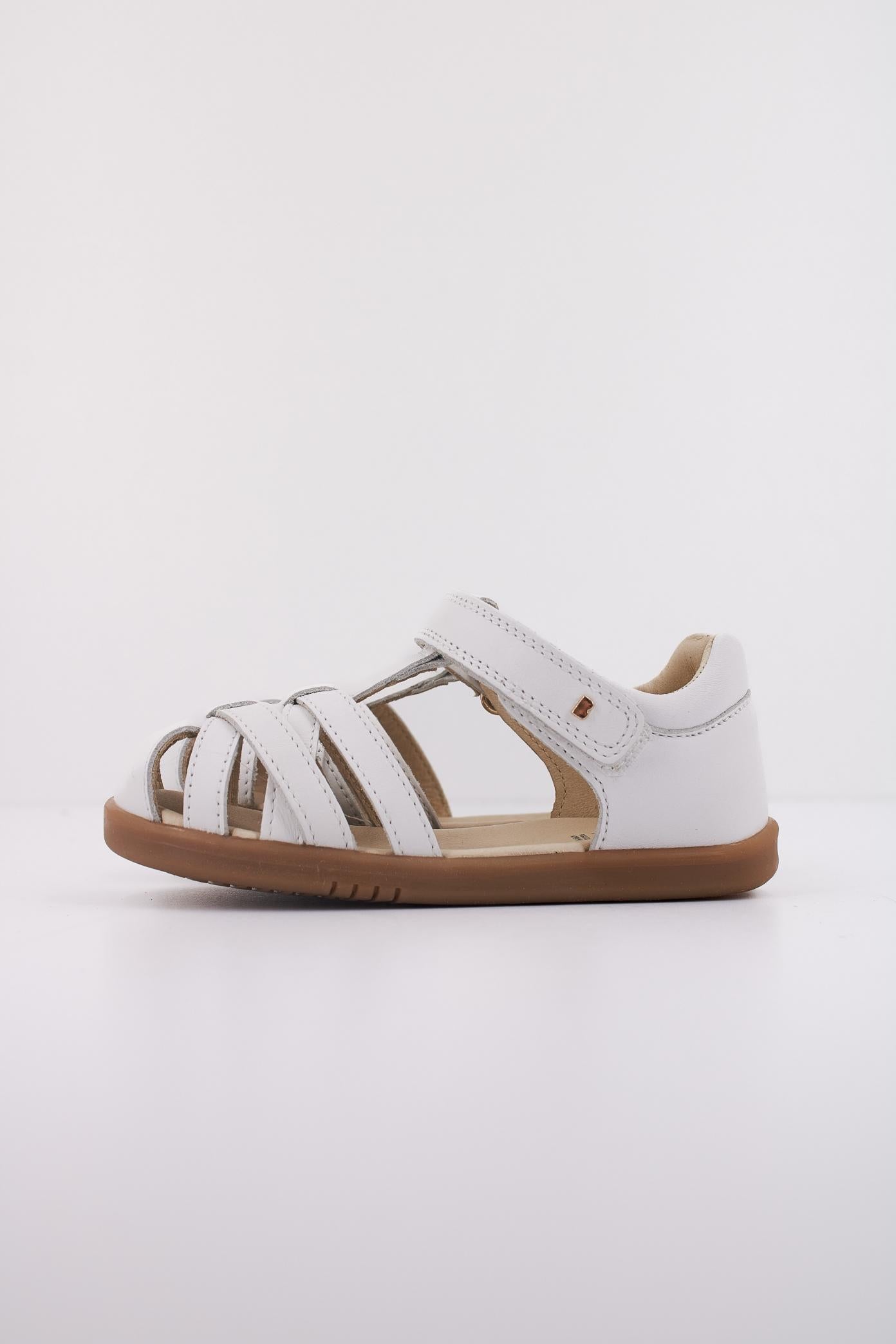 BOBUX CROSS JUMP en color BLANCO (1)