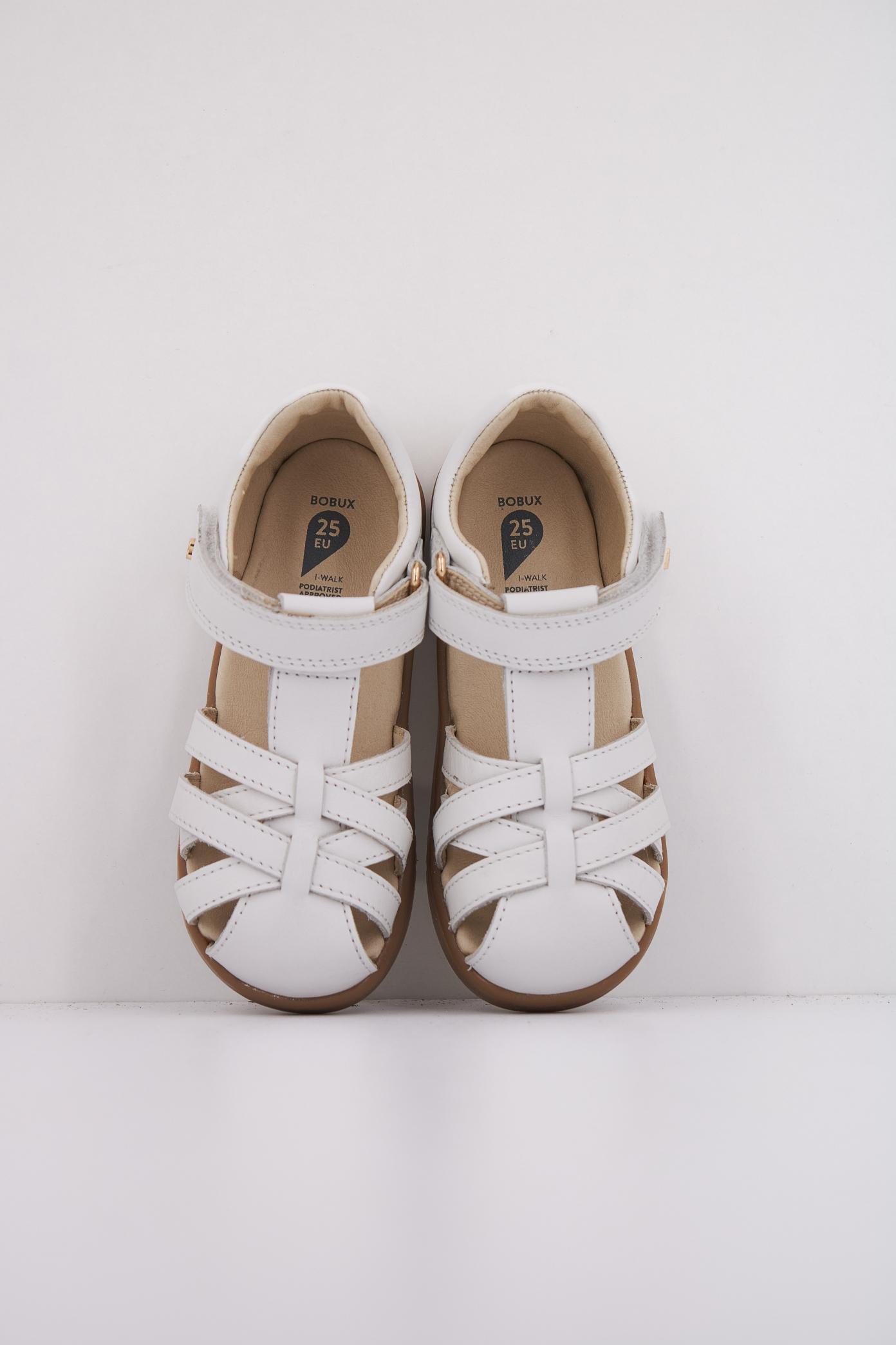 BOBUX CROSS JUMP en color BLANCO (3)