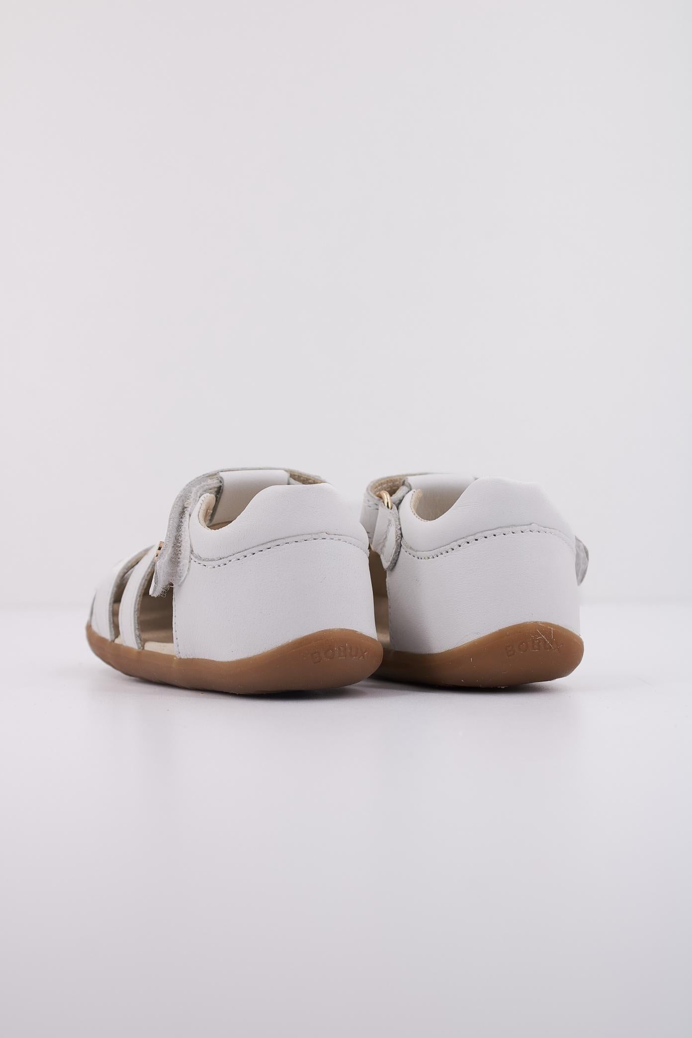 BOBUX CROSS JUMP en color BLANCO (4)