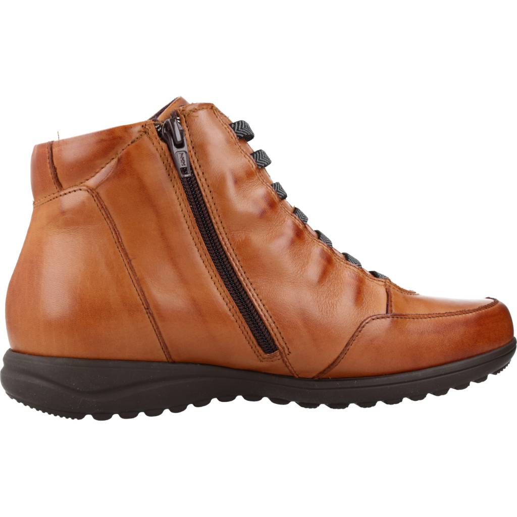 PITILLOS P en color MARRON CLARO (4)
