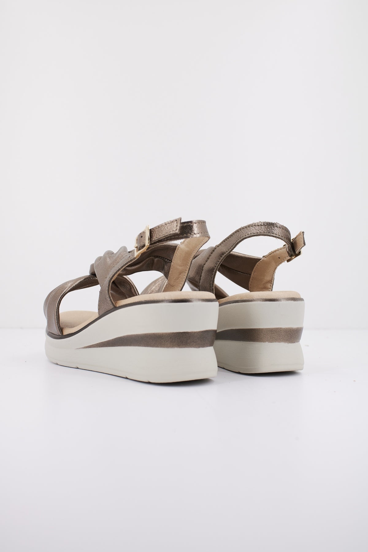 PITILLOS P en color BRONCE (3)