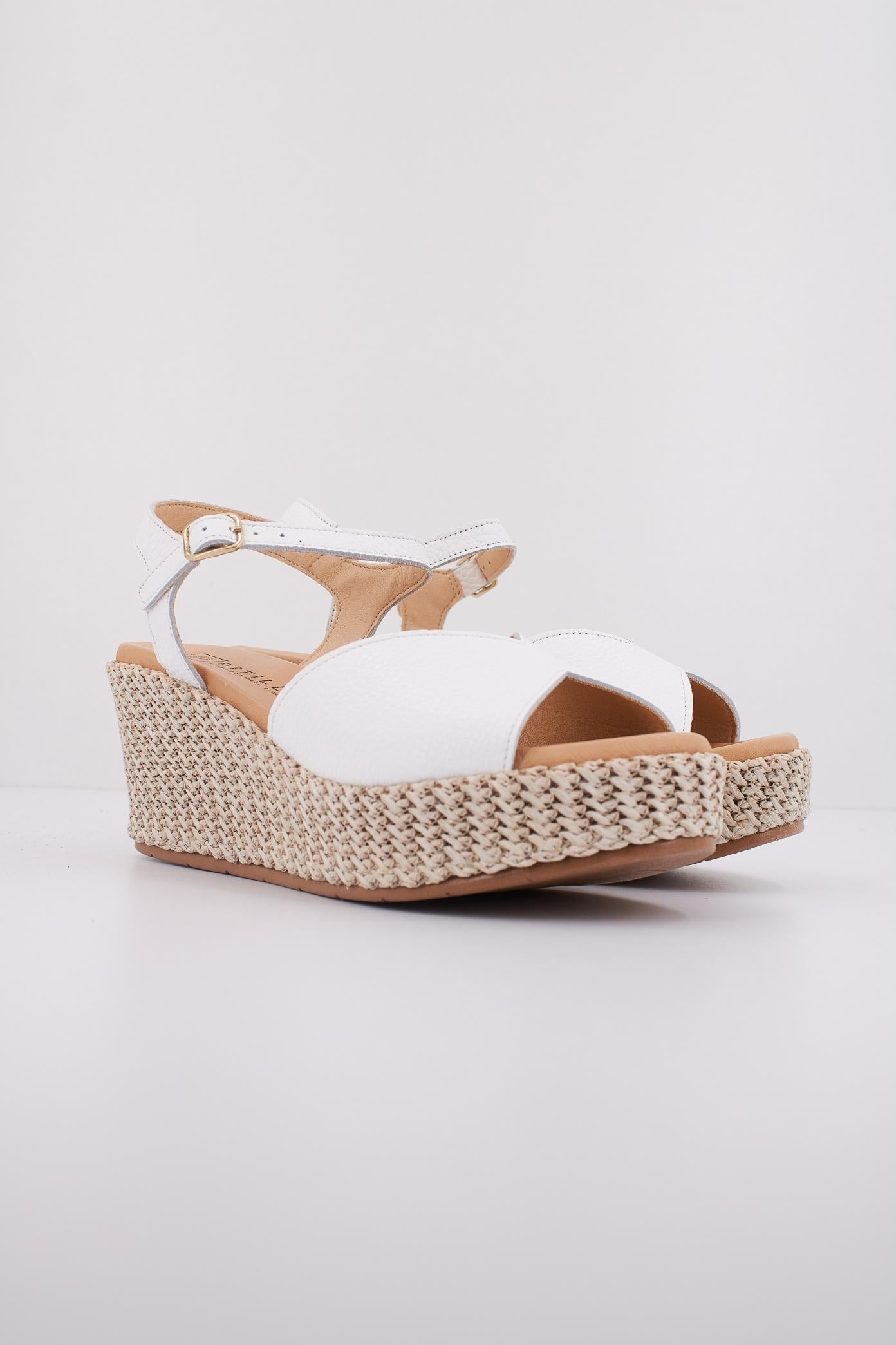 PITILLOS P en color BLANCO (2)