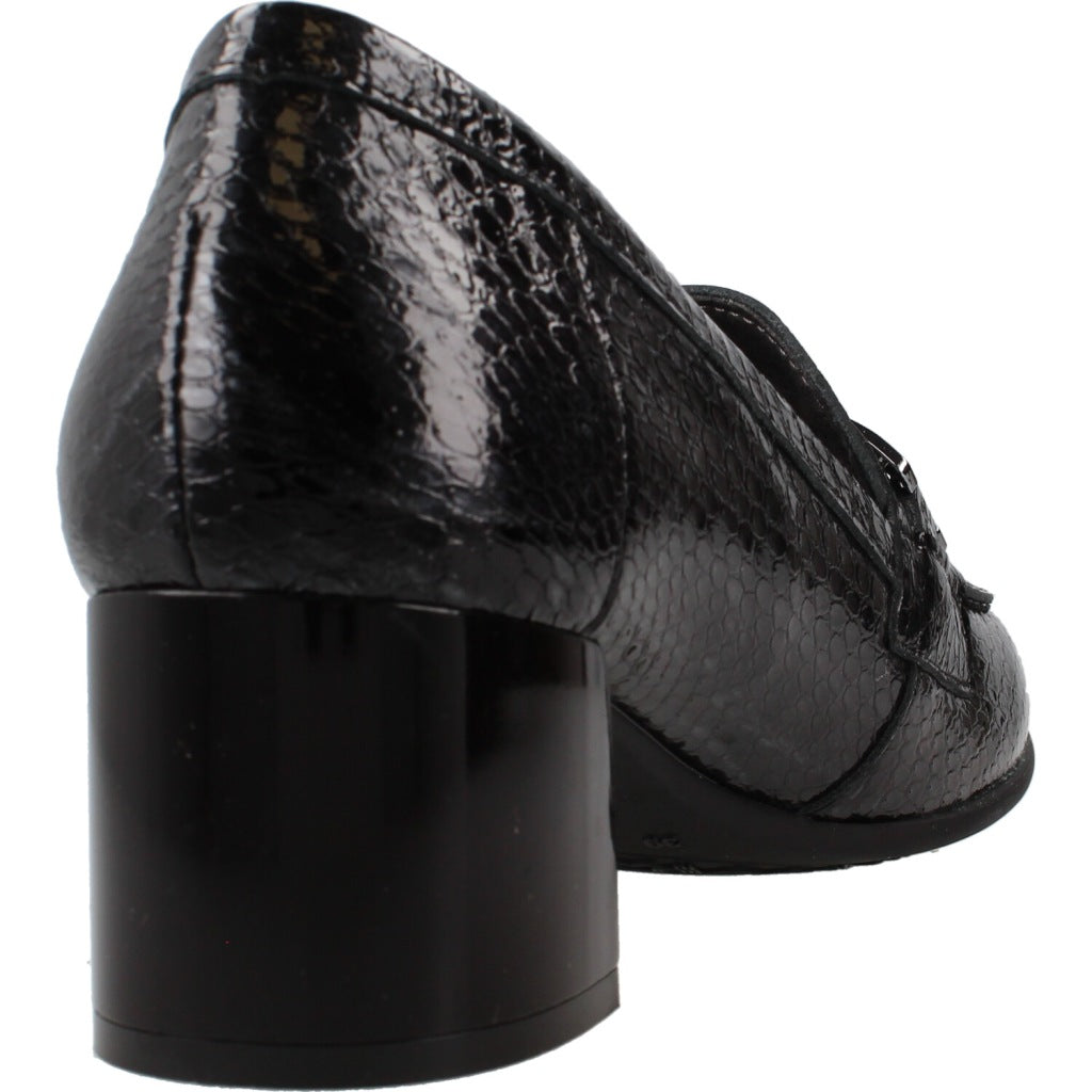 PITILLOS P MOCASIN SERPIENTE CHAROL en color NEGRO (3)