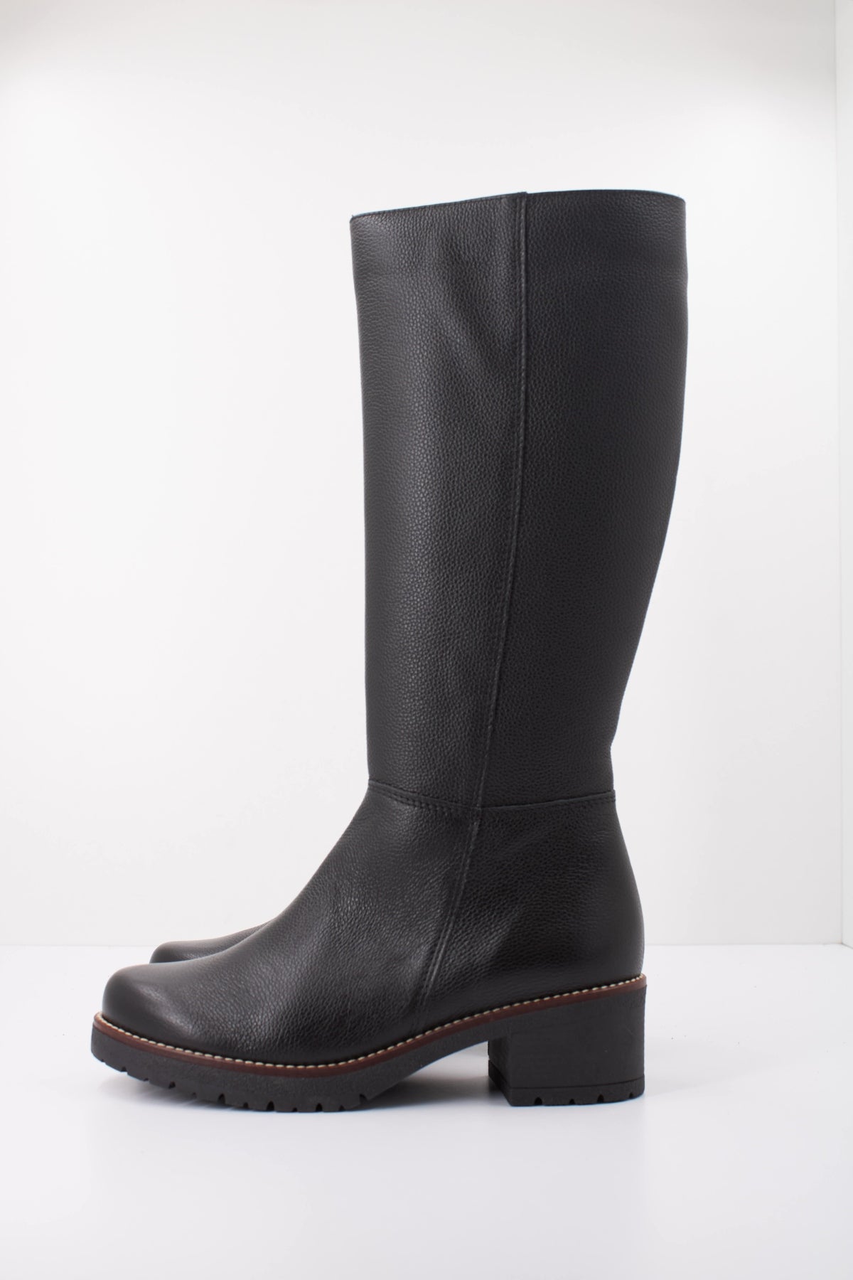 PITILLOS P BOTA ALTA NAPA en color NEGRO (1)