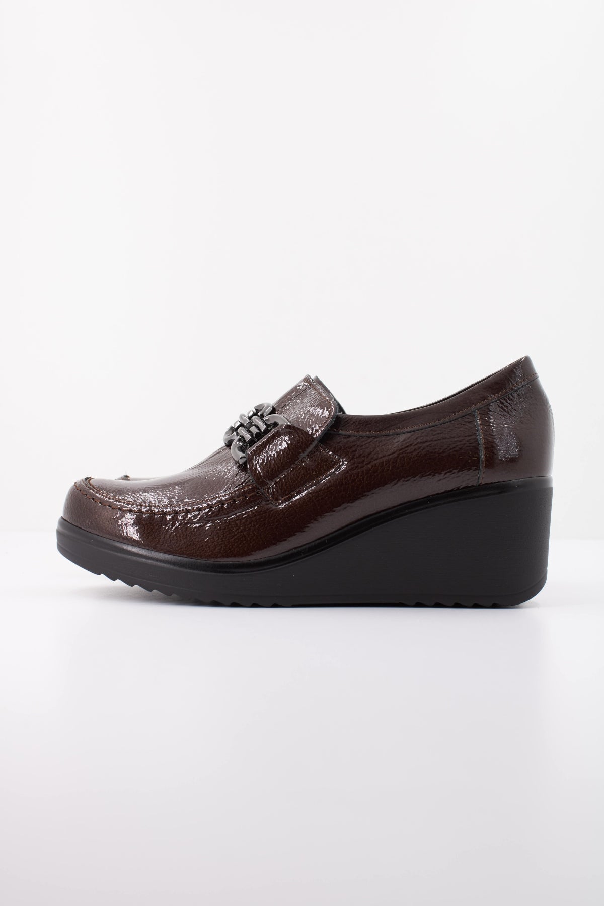 PITILLOS P ABOTINADO CHAROL en color MARRON (1)