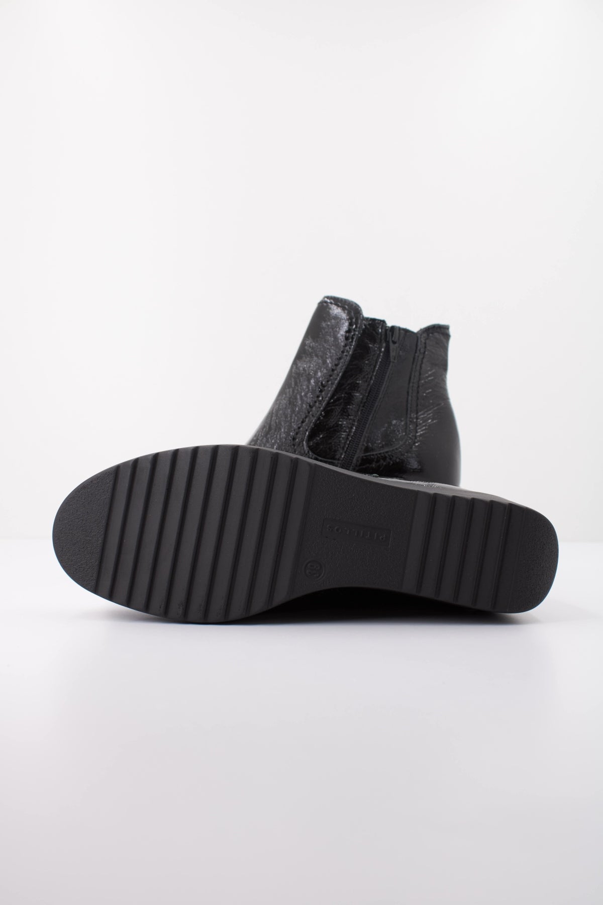 PITILLOS P BOTIN CHELSEA CHAROL en color NEGRO (5)