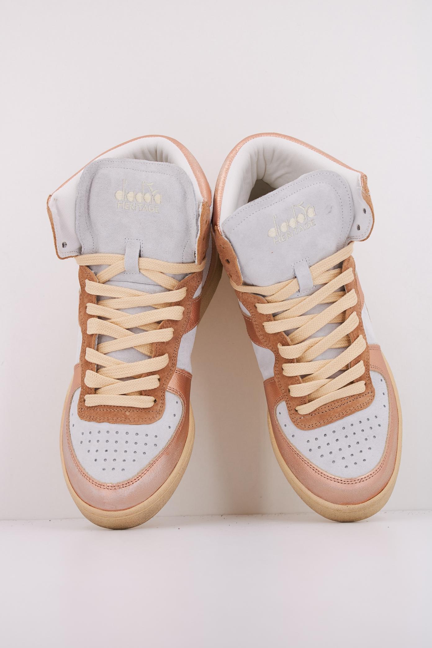 DIADORA ALTO BASKET USED en color ORO (3)