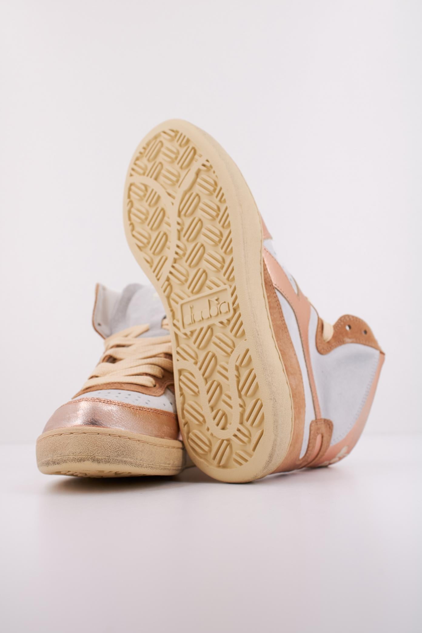 DIADORA ALTO BASKET USED en color ORO (5)