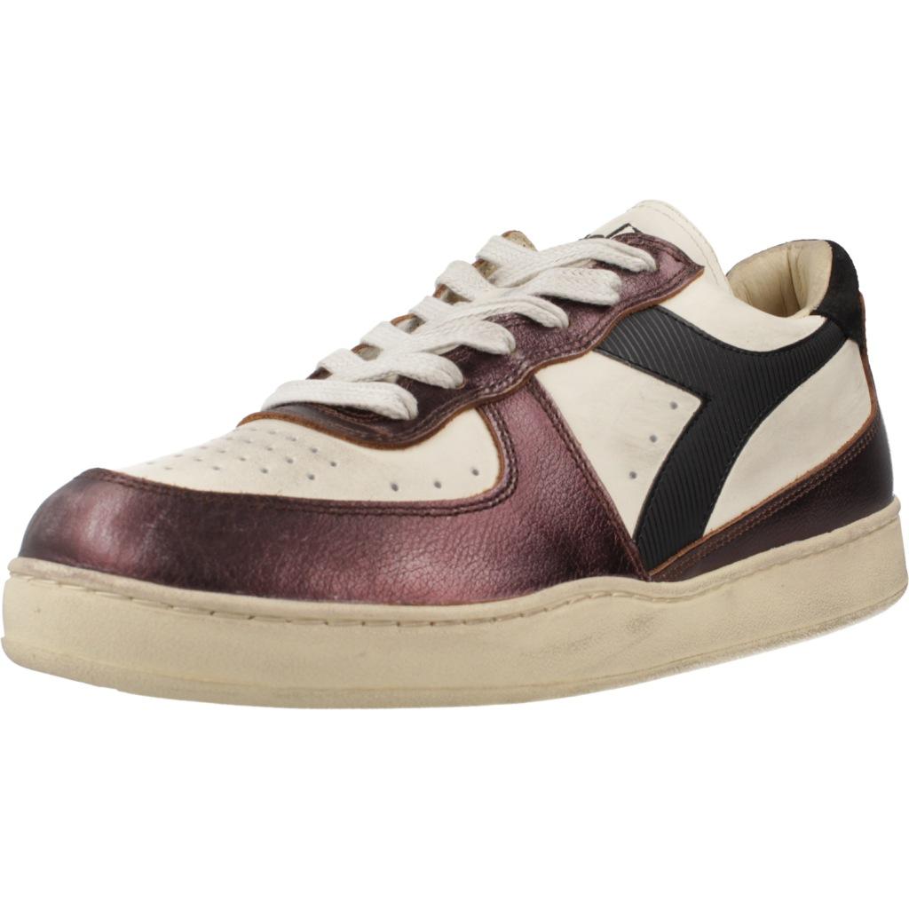 DIADORA HERITAGE BASKET LOW DIRTY en color MARRON (1)