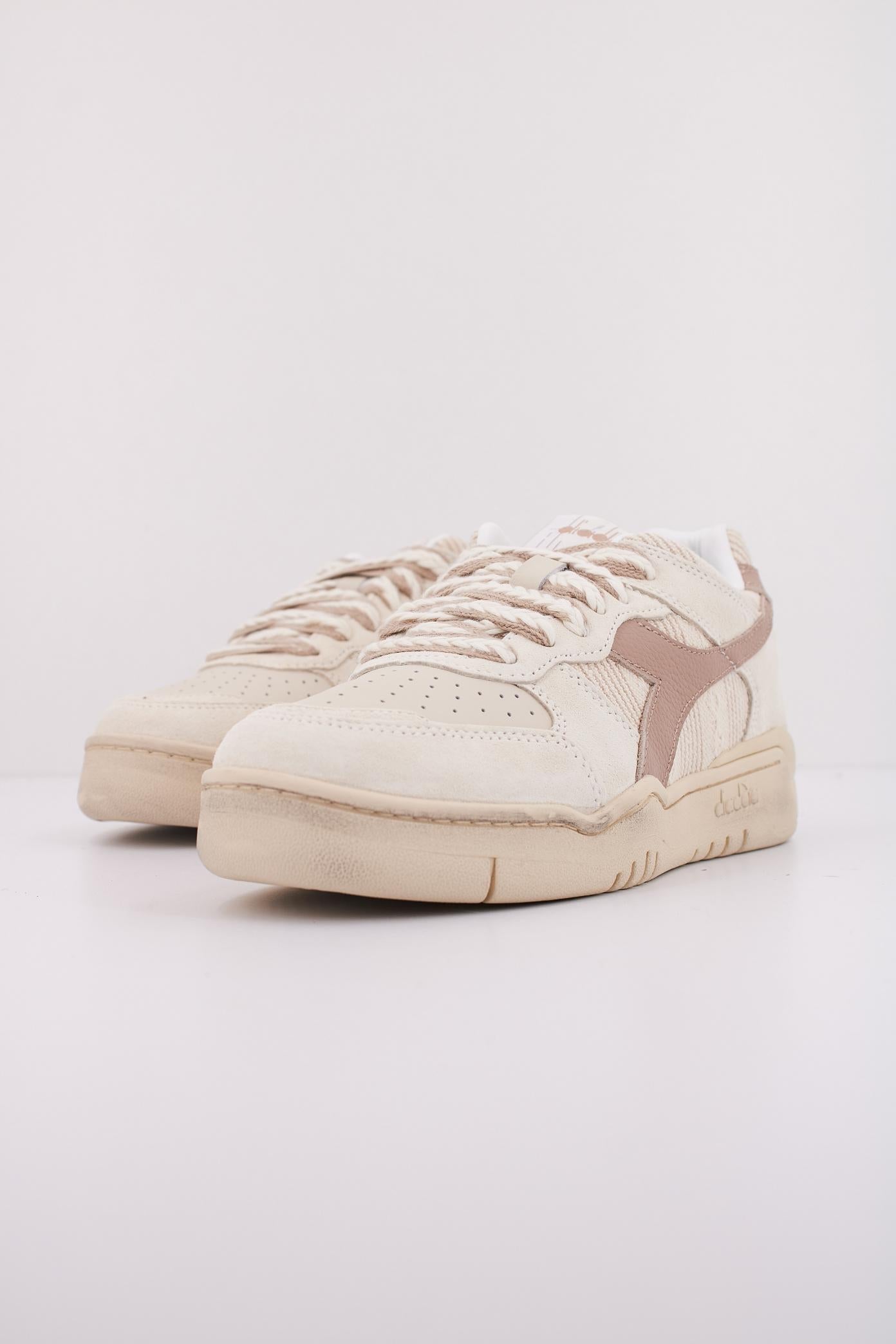 DIADORA BOHO en color BEIS (2)