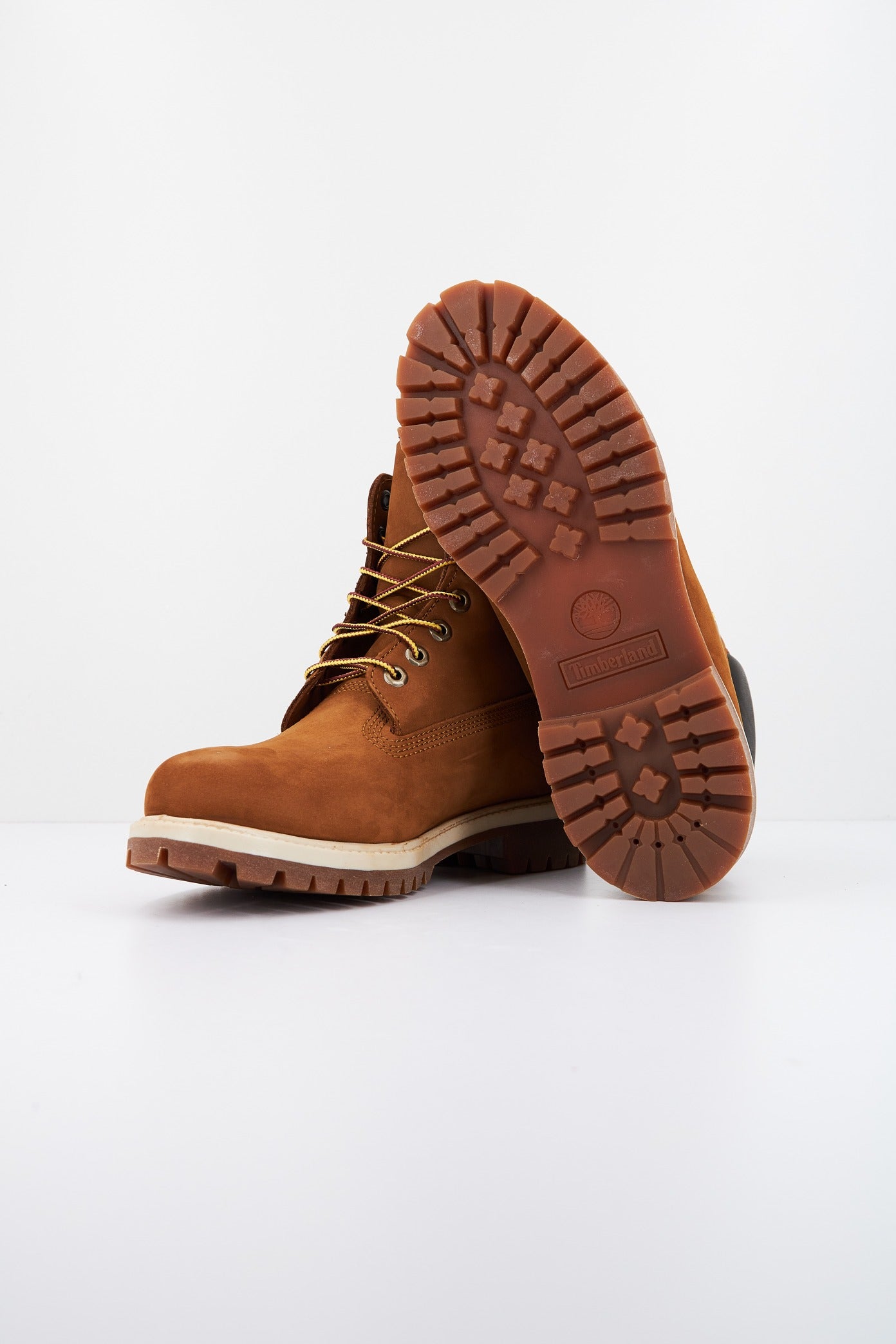TIMBERLAND TB en color MARRON CLARO (4)