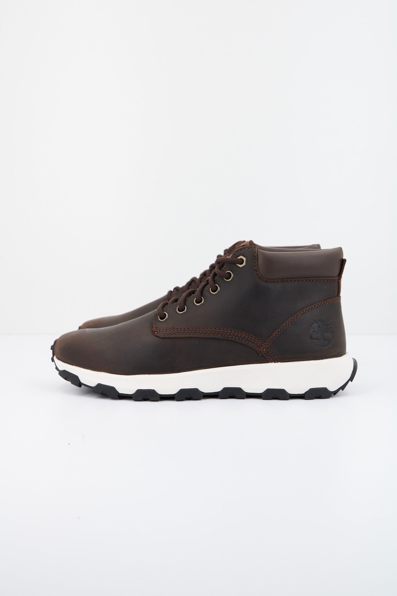 TIMBERLAND WINSOR PARK CHUKKA en color MARRON (1)