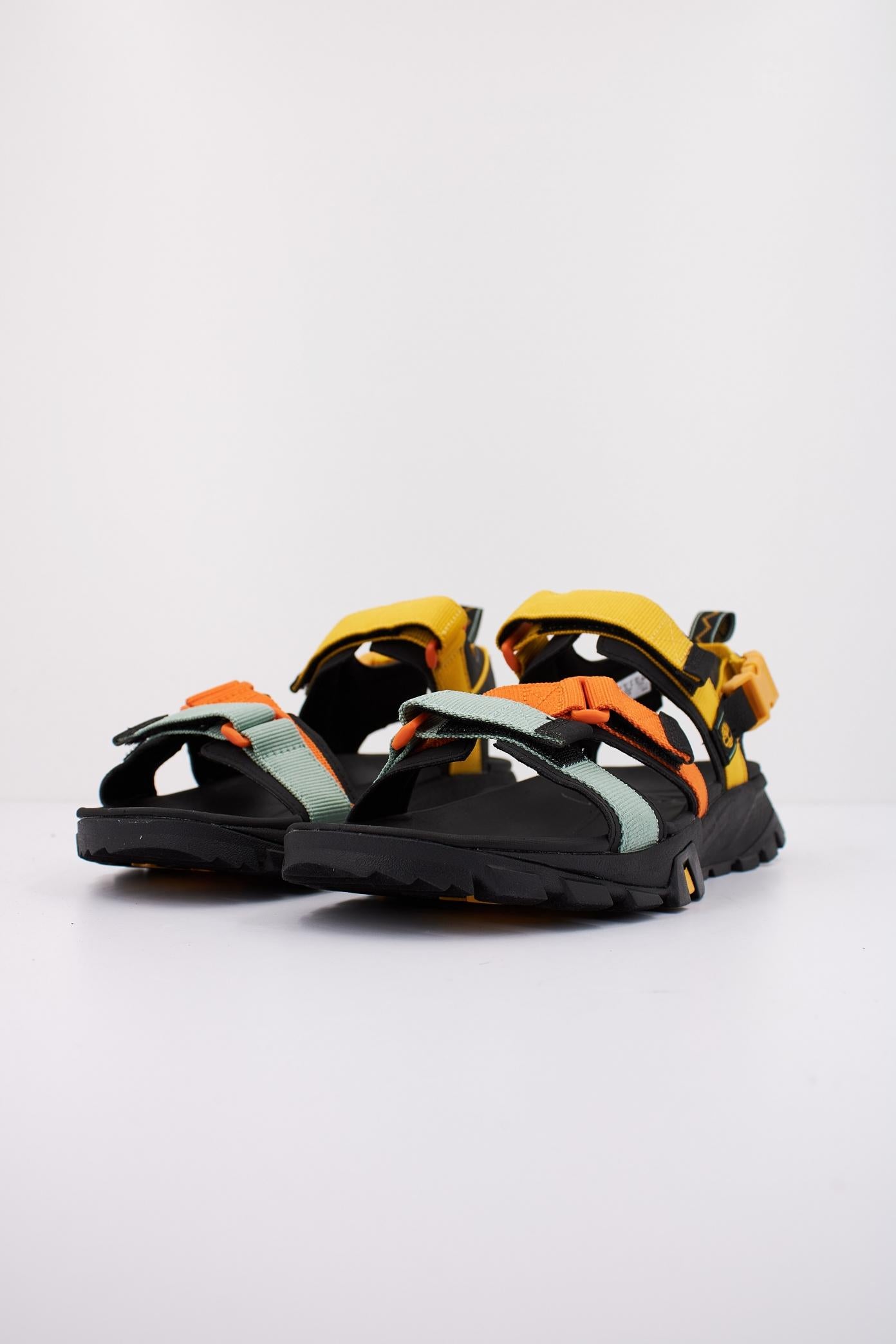 TIMBERLAND GARRISON TRAIL STRAP en color NEGRO (2)