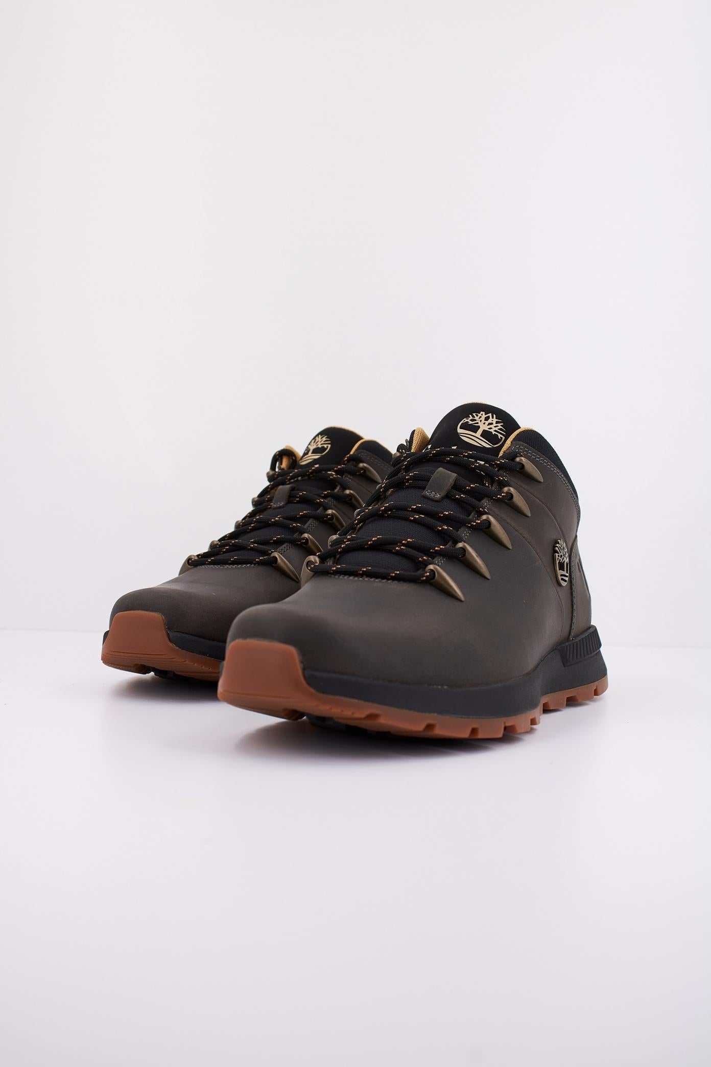 TIMBERLAND SPRINT TREKKER MID LACE SNEAKER en color MARRON (2)