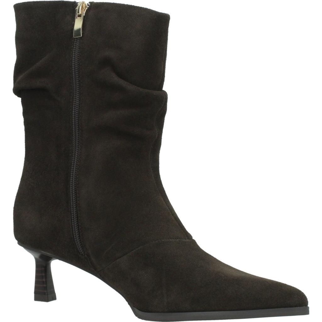 TOP BOTA CORTA ARRUGADA en color MARRON (5)