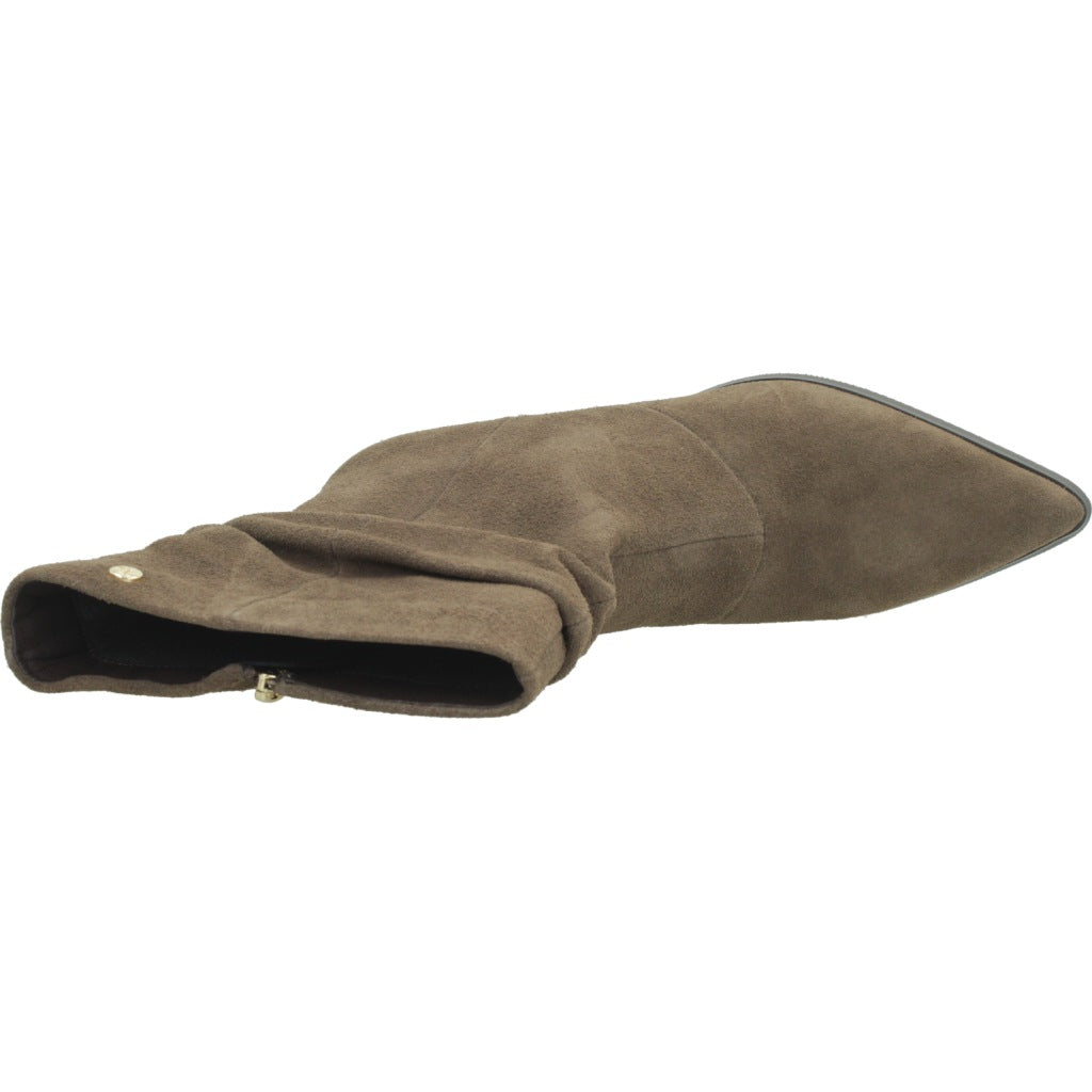 TOP BOTA CORTA ARRUGADA en color MARRON CLARO (7)