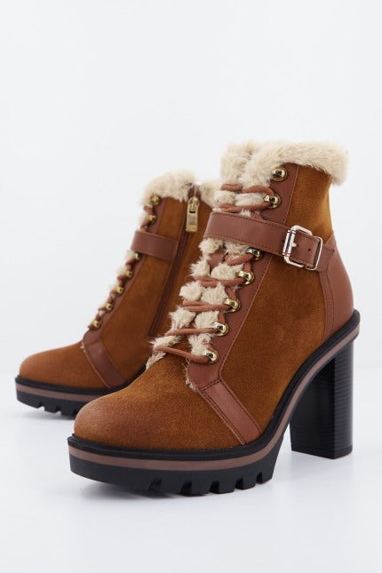 TOMMY HILFIGER WARM LINED HIGH HE en color MARRON (1)