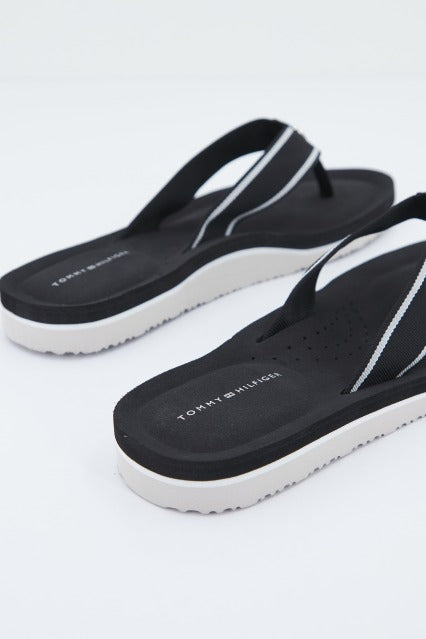 TOMMY HILFIGER FWFW en color NEGRO (3)